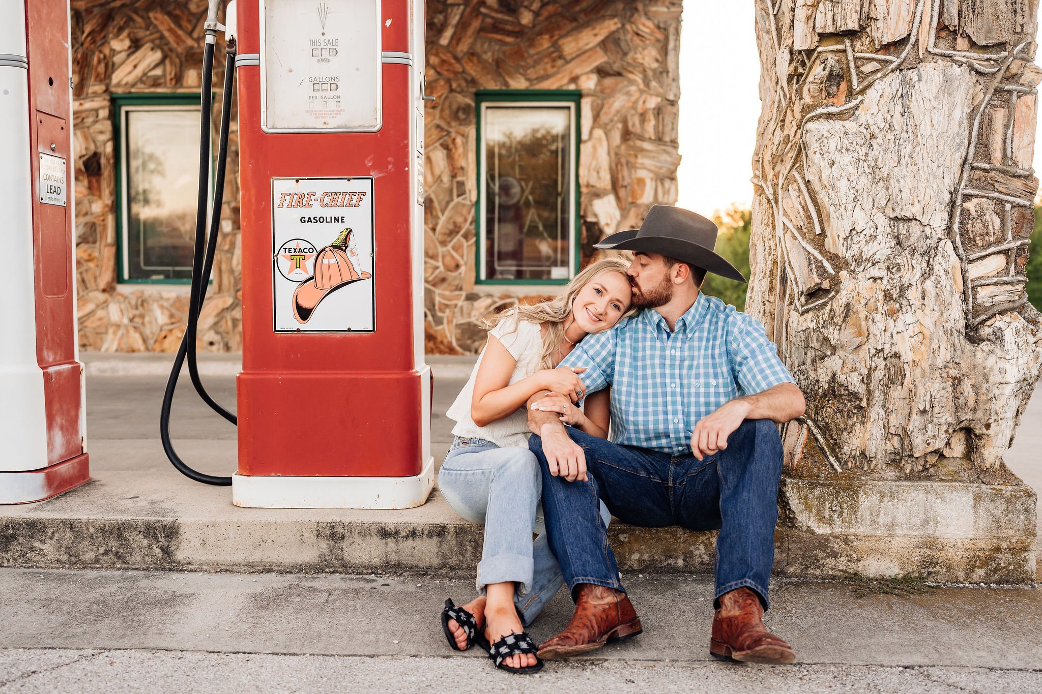 BaileyandTee'sEngagementSession-103.jpg