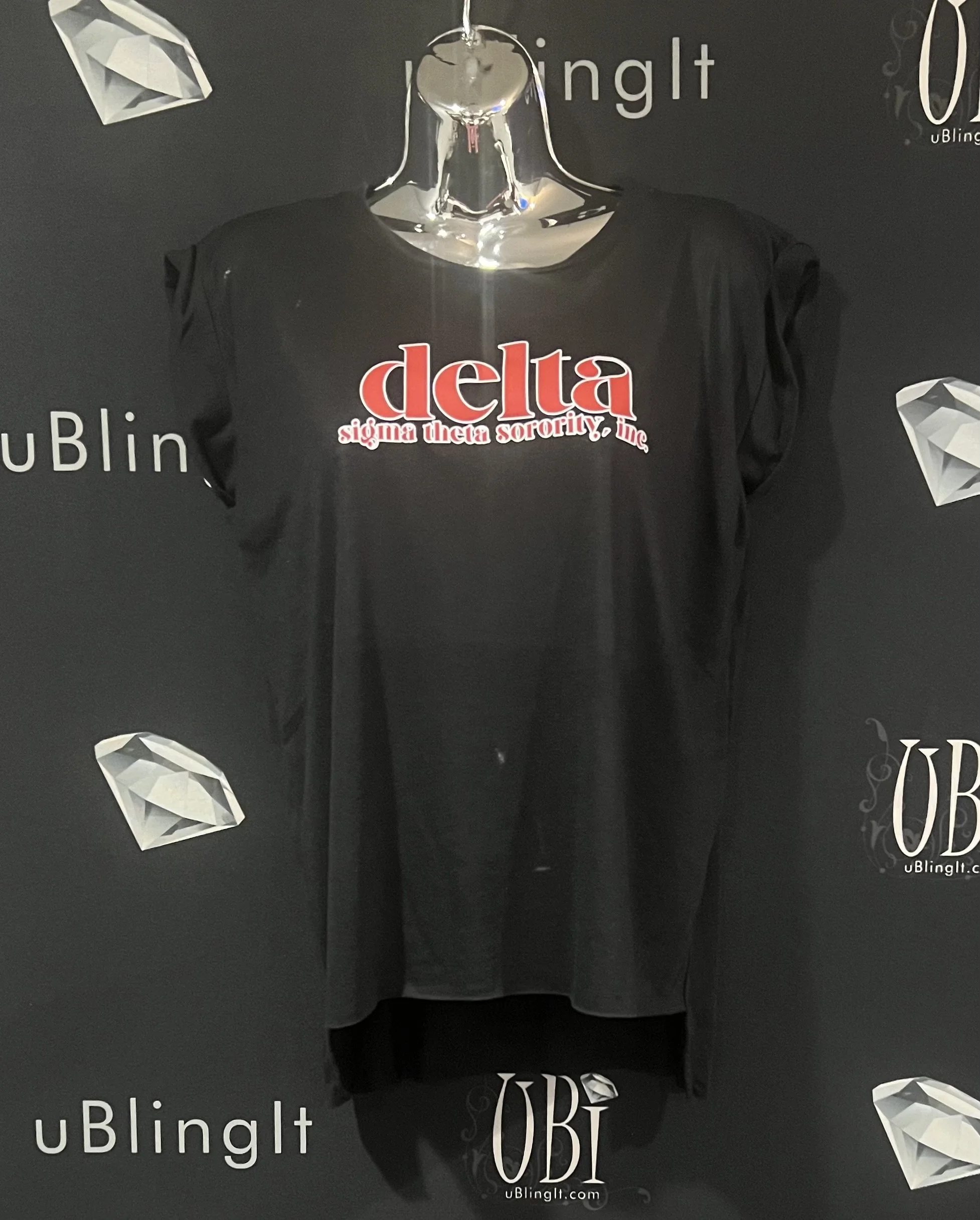 dst, inc. flowy muscle top.jpeg