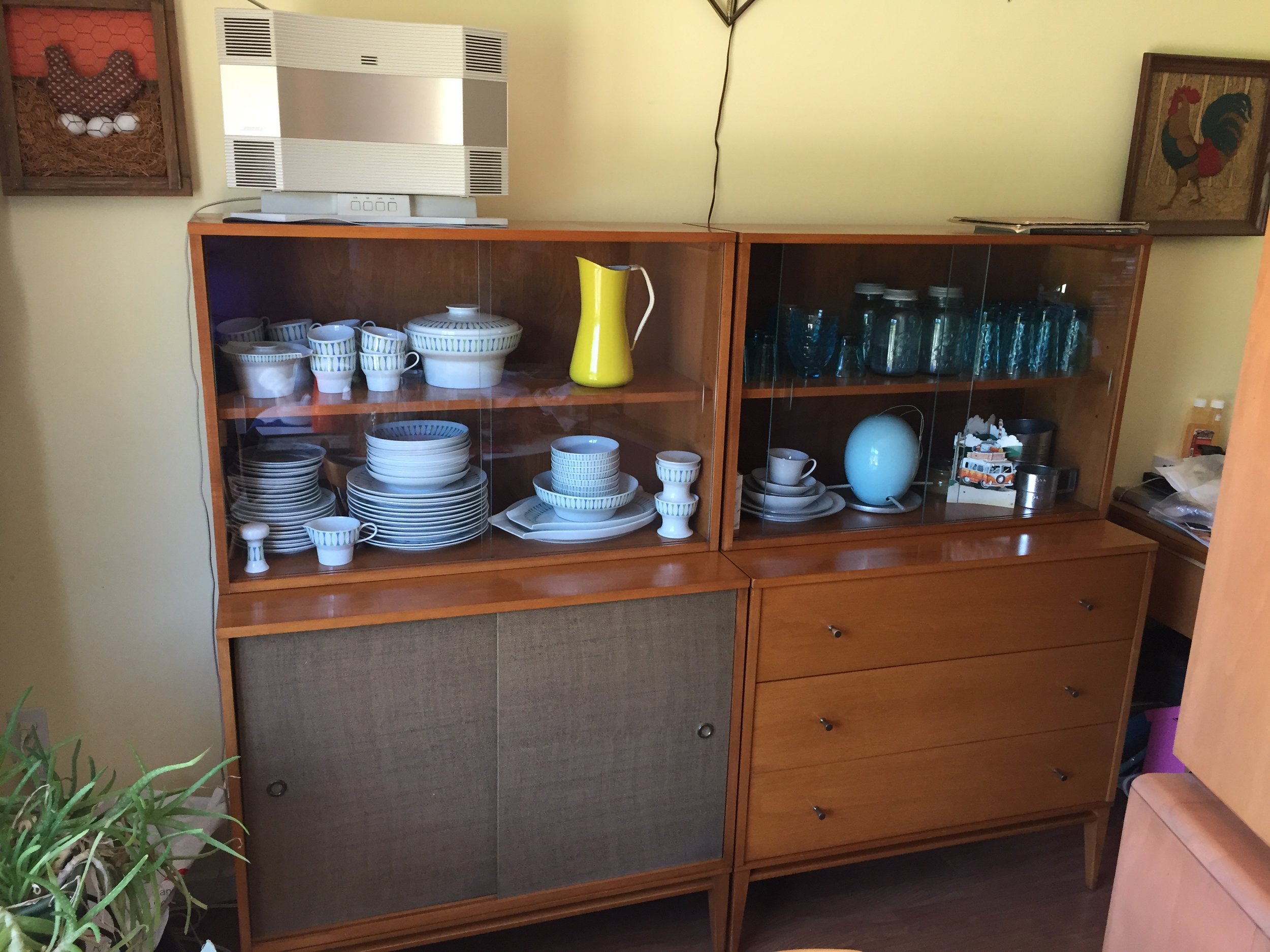 Not one, but 2 beautiful planner group pieces with hutch tops. Planner group was made to be modular!