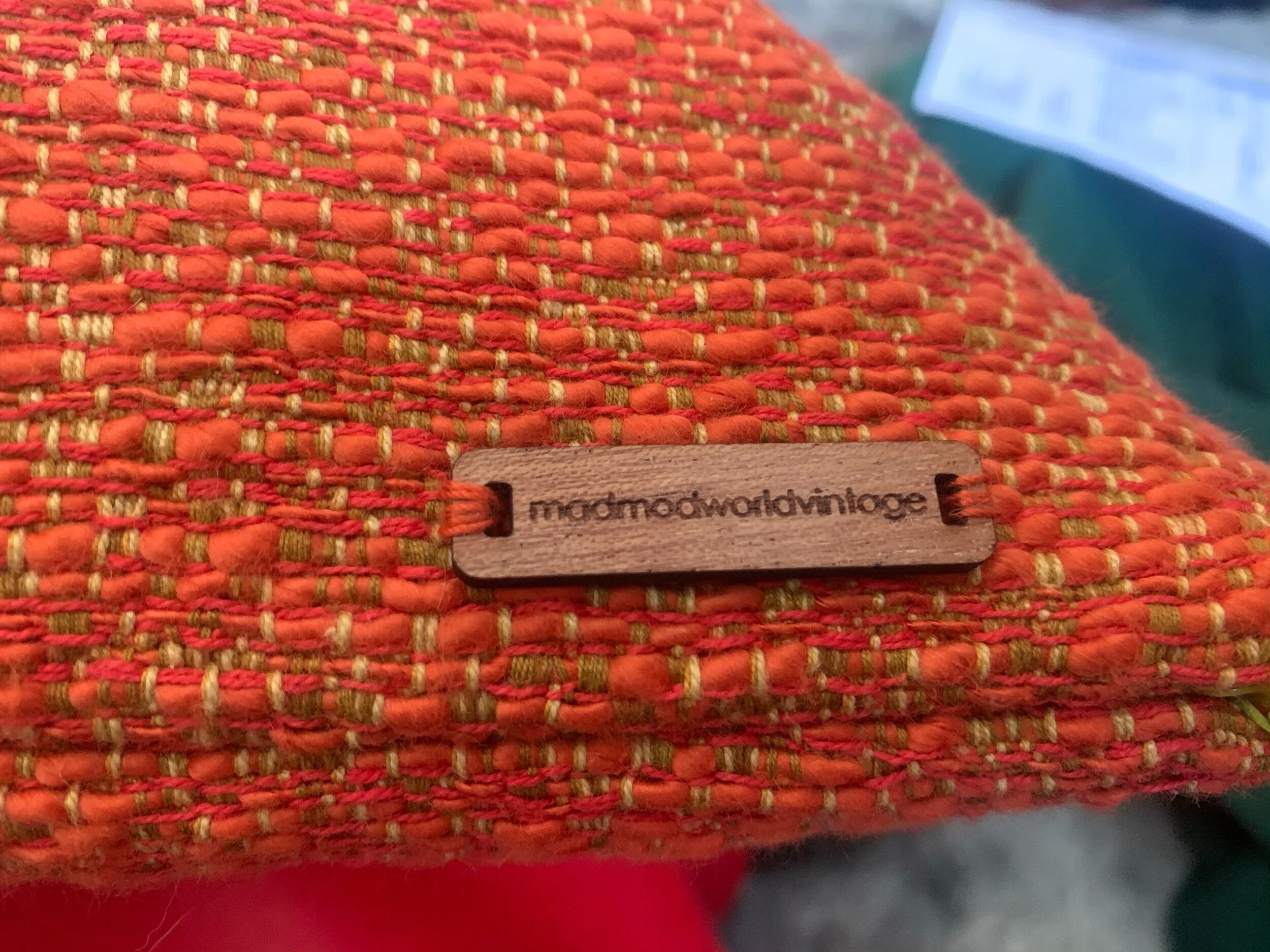 Custom mahogany tAg. 💗