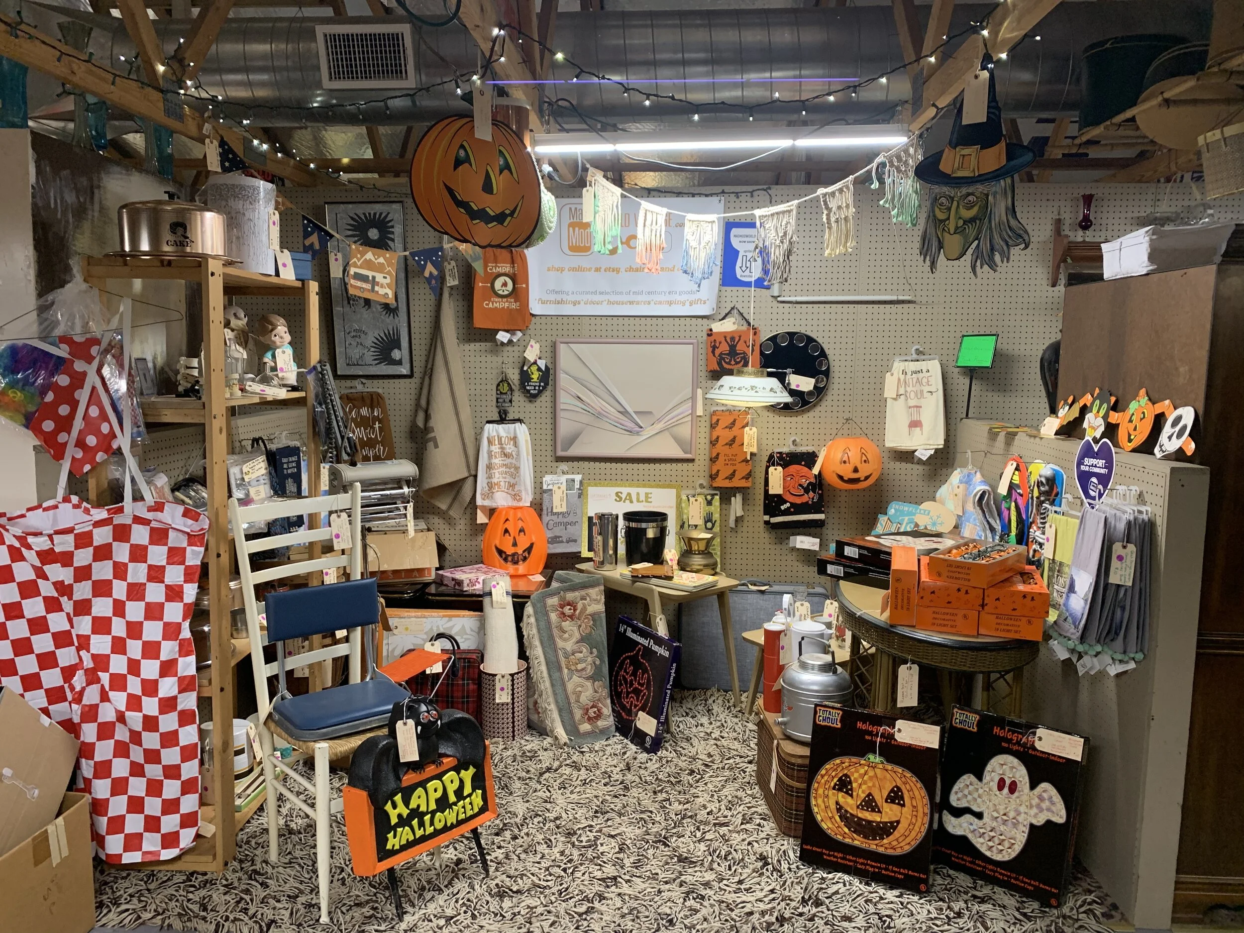 I SCATTERED some great halloween items around my spaces!  -Upstairs at fleetwood antique mall. Lots of items 50% off in this space-look for the dots!
