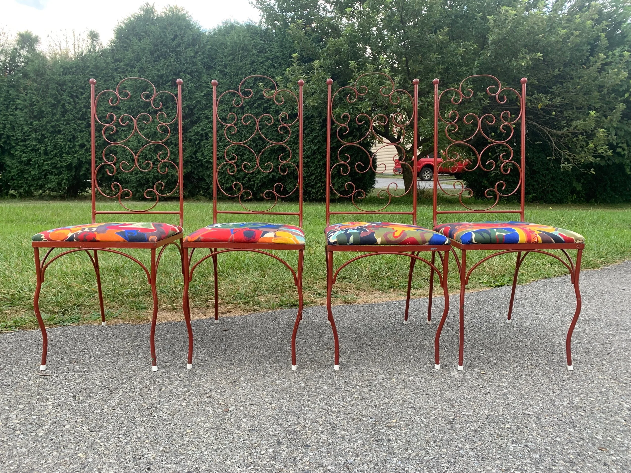 25A8D24B-E48E-4D1B-BD0D-6DEC0492FC02