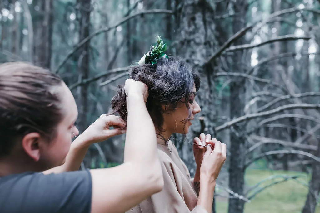 Behind The Scenes photo: Molly Schikosky Photo model: Melanie Morales florals: Michelle's Flowers clothing: Cub Clothing from Hazlewood // Also that’s me, Alauna, on the left ;)
