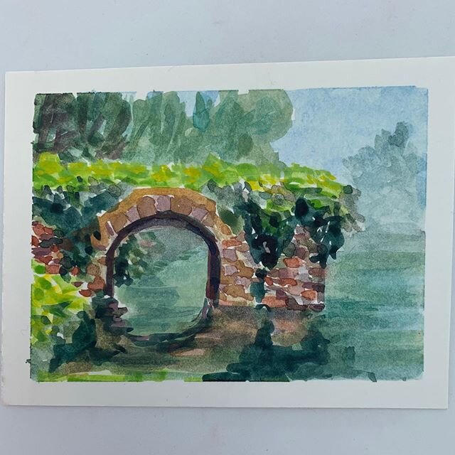 I&rsquo;ve been doing a lot of miniature paintings in gouache and watercolor lately. I really liked working in this one and I&rsquo;m considering doing a larger more detailed version 😊