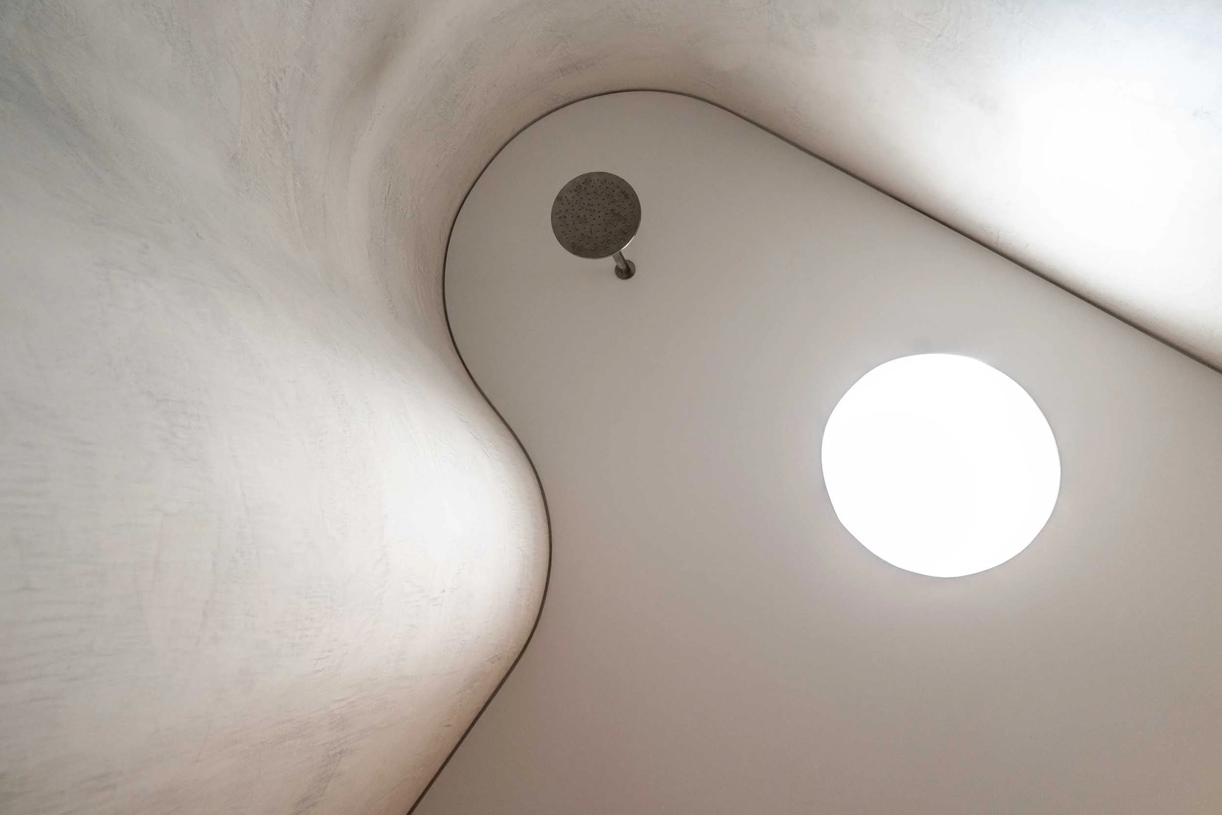 3_bathroom.jpg