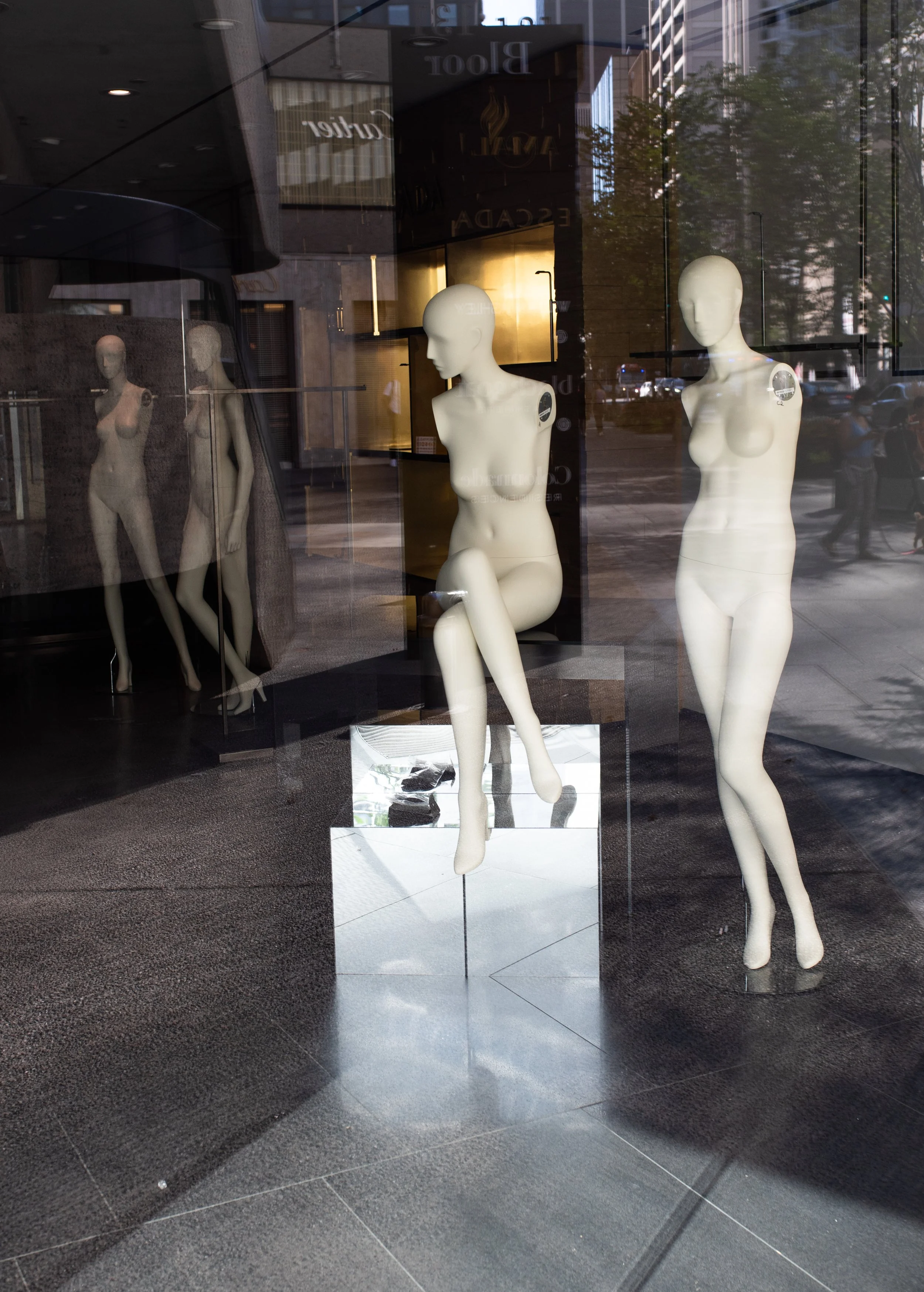 Manneqins-2.jpg