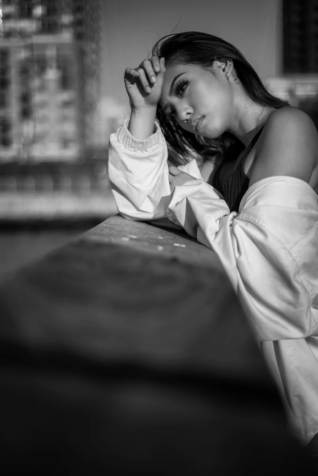 Vy-thinking-bw.jpg