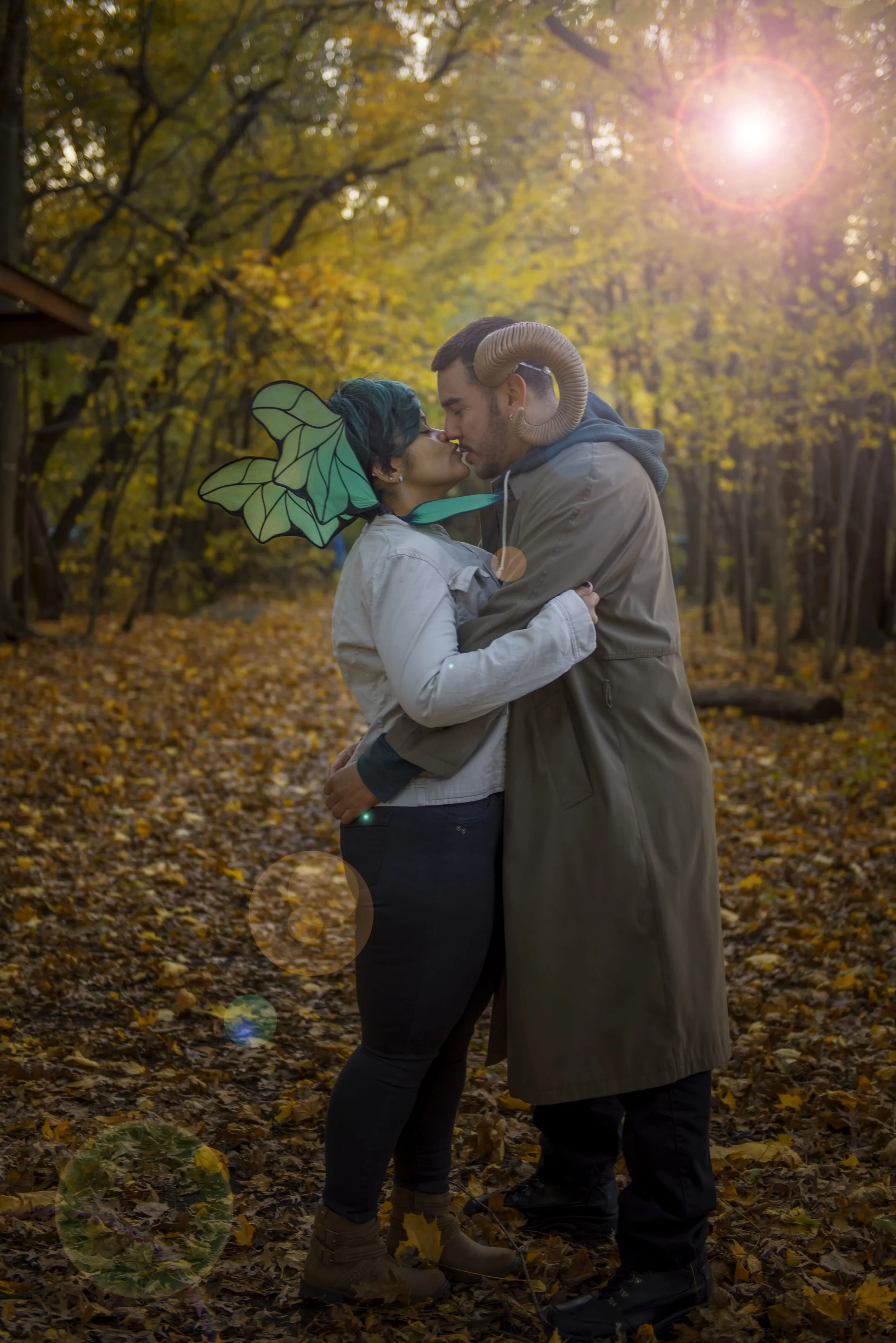 Danielle and Andrew kissing 2 lens flare.jpg