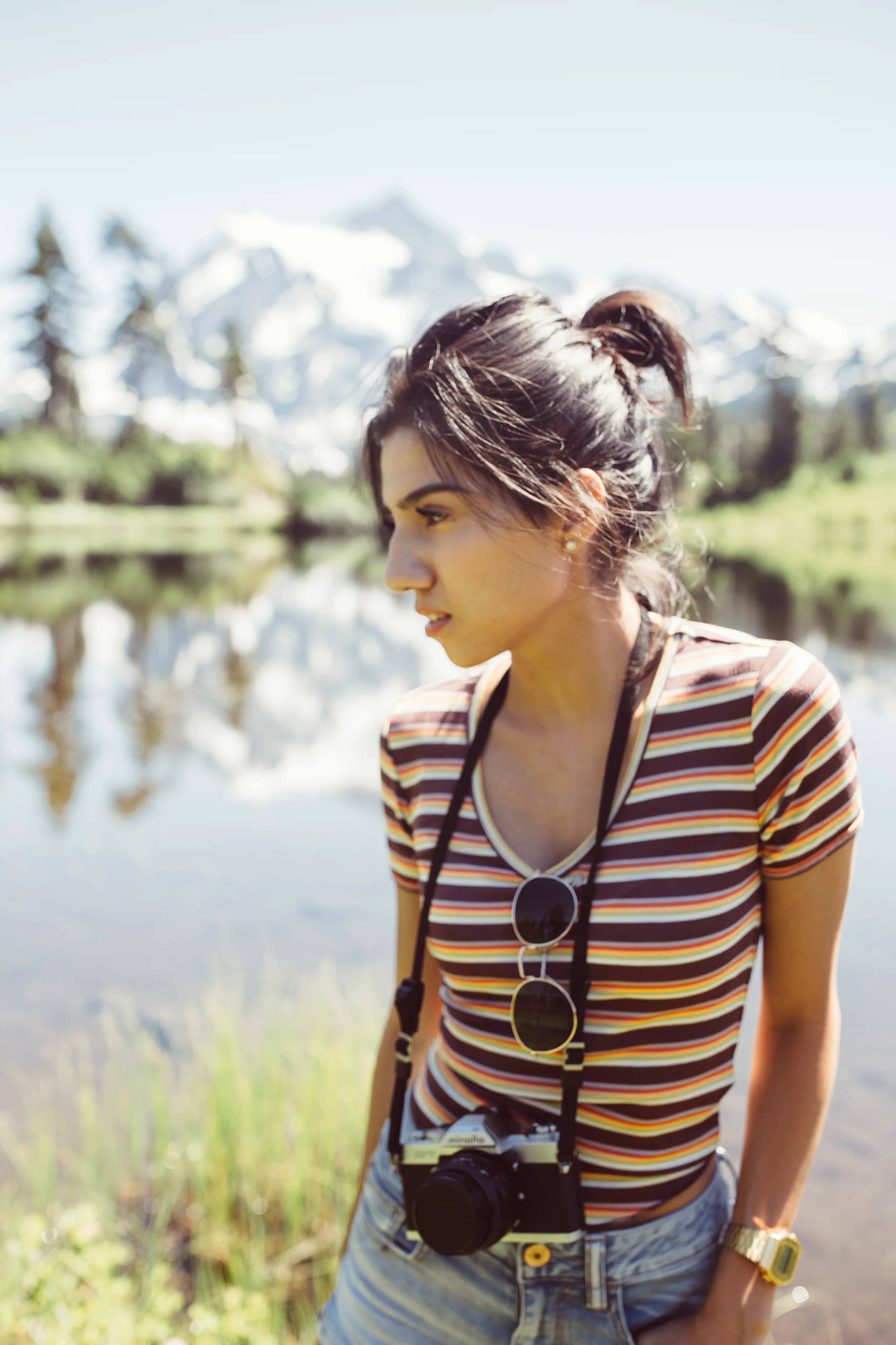 A bit blurry but I really don't mind. Thanks @tylerburch! Shorts: AE // Top: UO (LOVE) // Sunglasses: UO // Watch: Casio