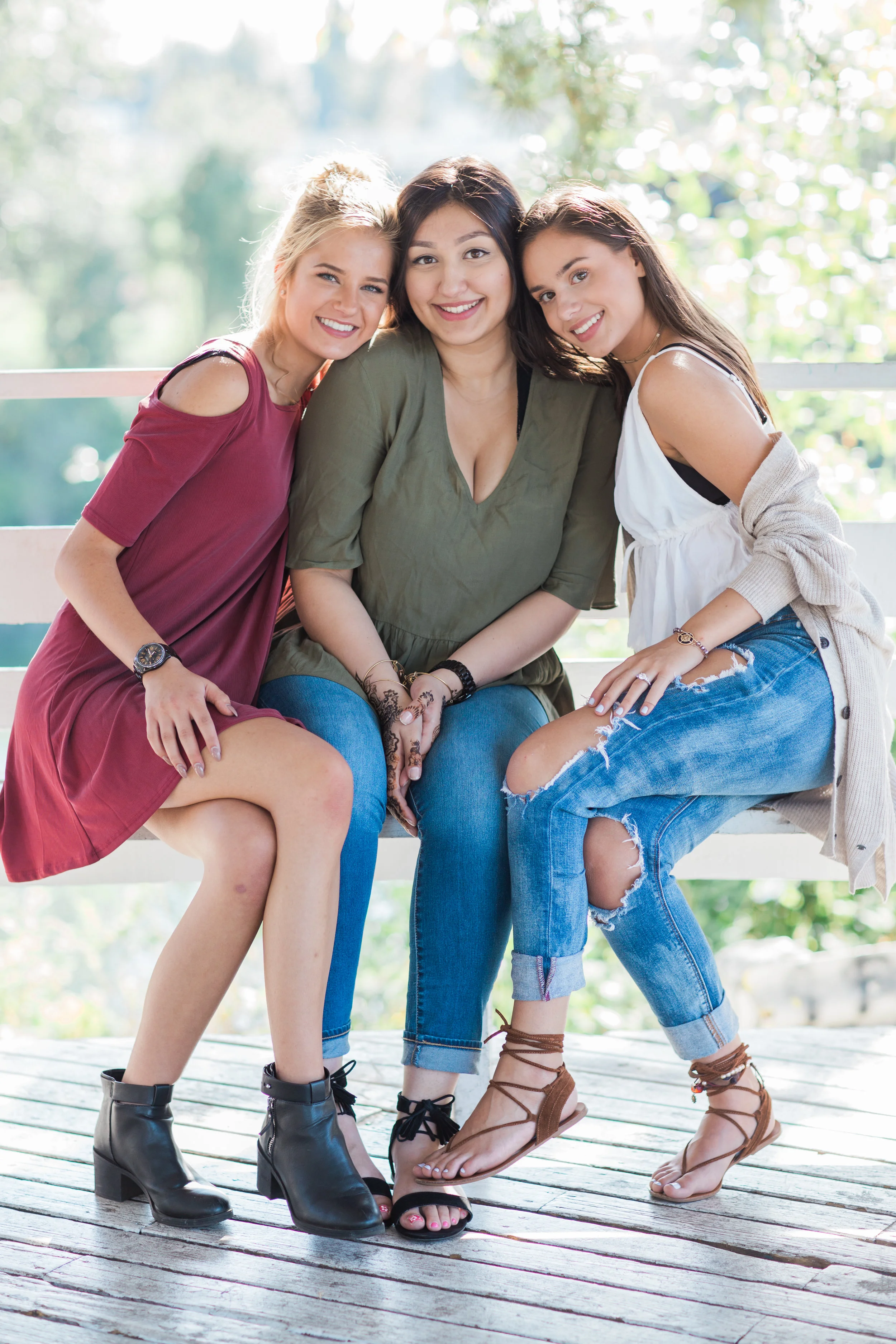 My absolute favorite part about our session is that Nazish had two of her best friends there with her during the shoot for moral support and it was the cutest thing ever! They definitely made my job easier while both taking the role of "pageant mom" for Nazish when it came to her poses. It was a fun time! 