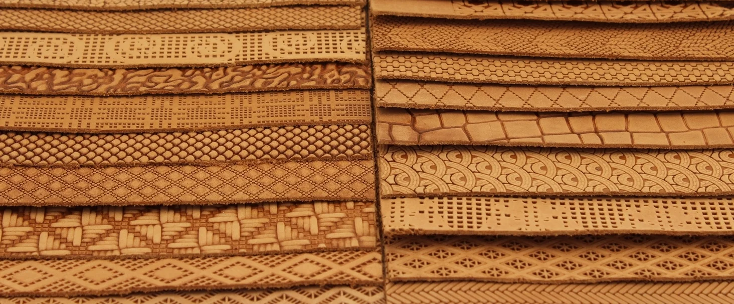 TEXTURES DE CUIR ET GRAVURES
