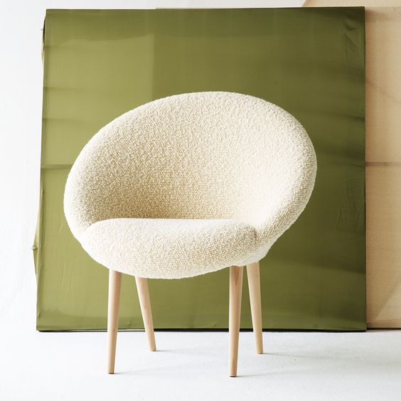 Cream Moon Chair 