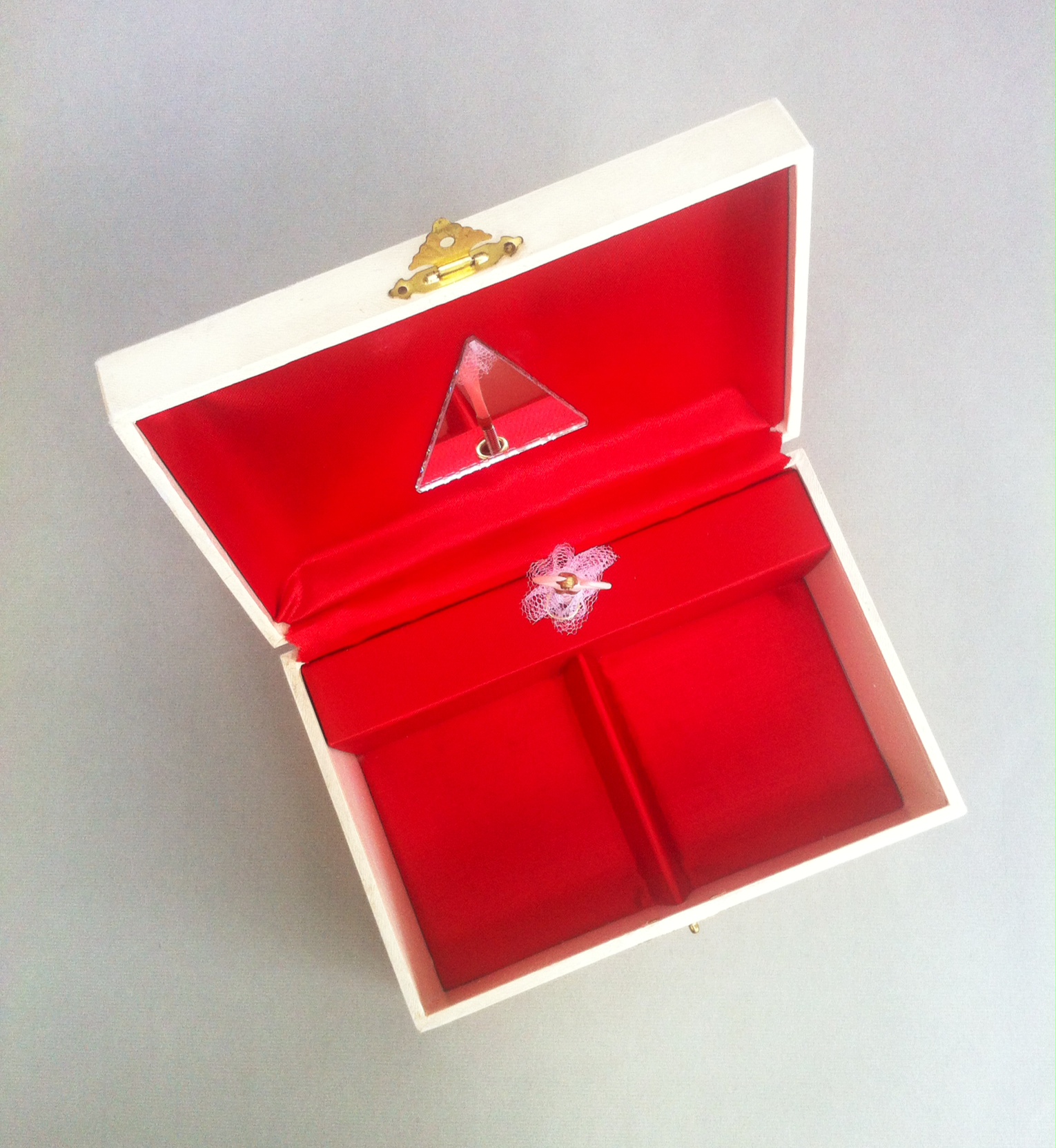 1453JewelleryBox.08.JPG