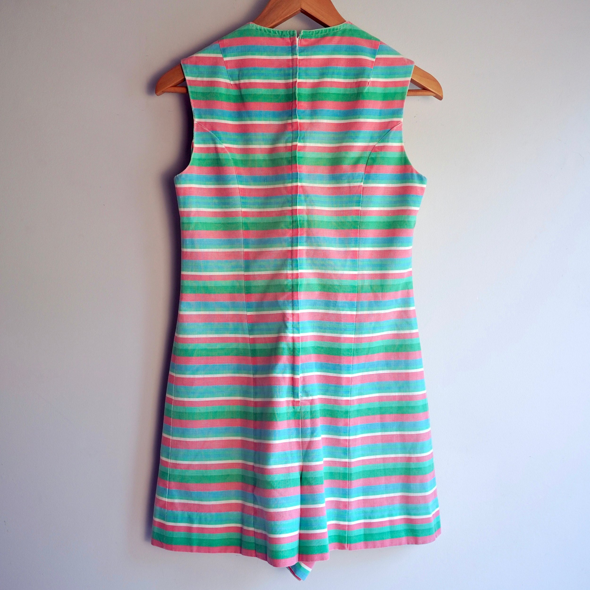 https://i.etsystatic.com/21152721/r/il/dd8f54/3280232031/il_fullxfull.3280232031_k9l1.jpg