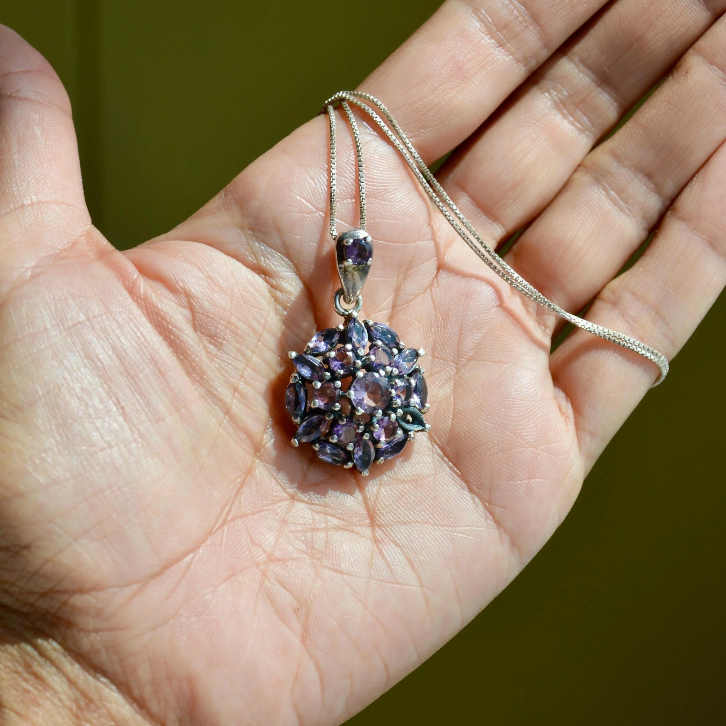 https://i.etsystatic.com/21152721/r/il/2038b1/8231402364/il_fullxfull.8231402364_sx5n.jpg