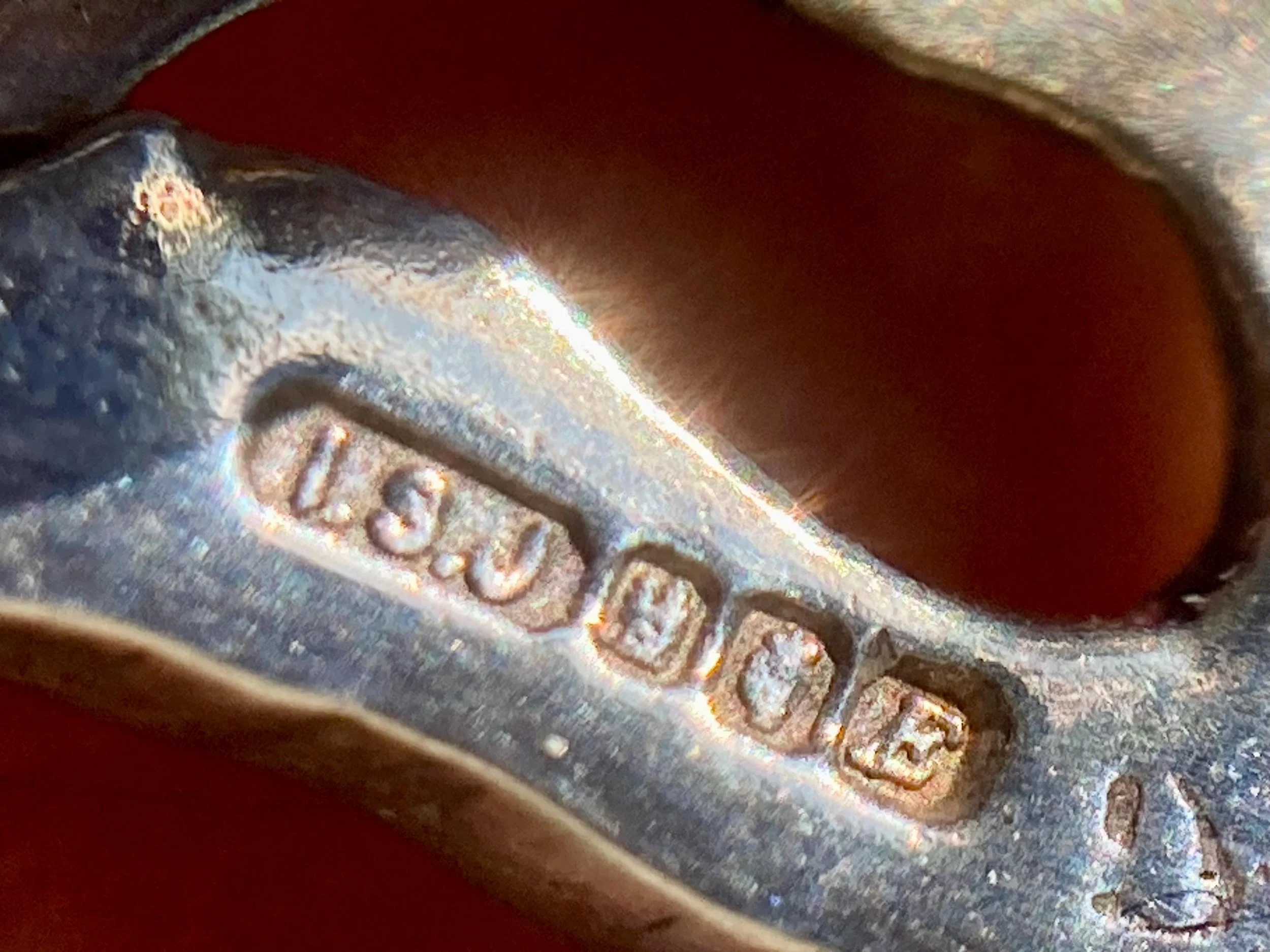 https://i.etsystatic.com/21152721/r/il/eb1648/8227933596/il_fullxfull.8227933596_2omr.jpg