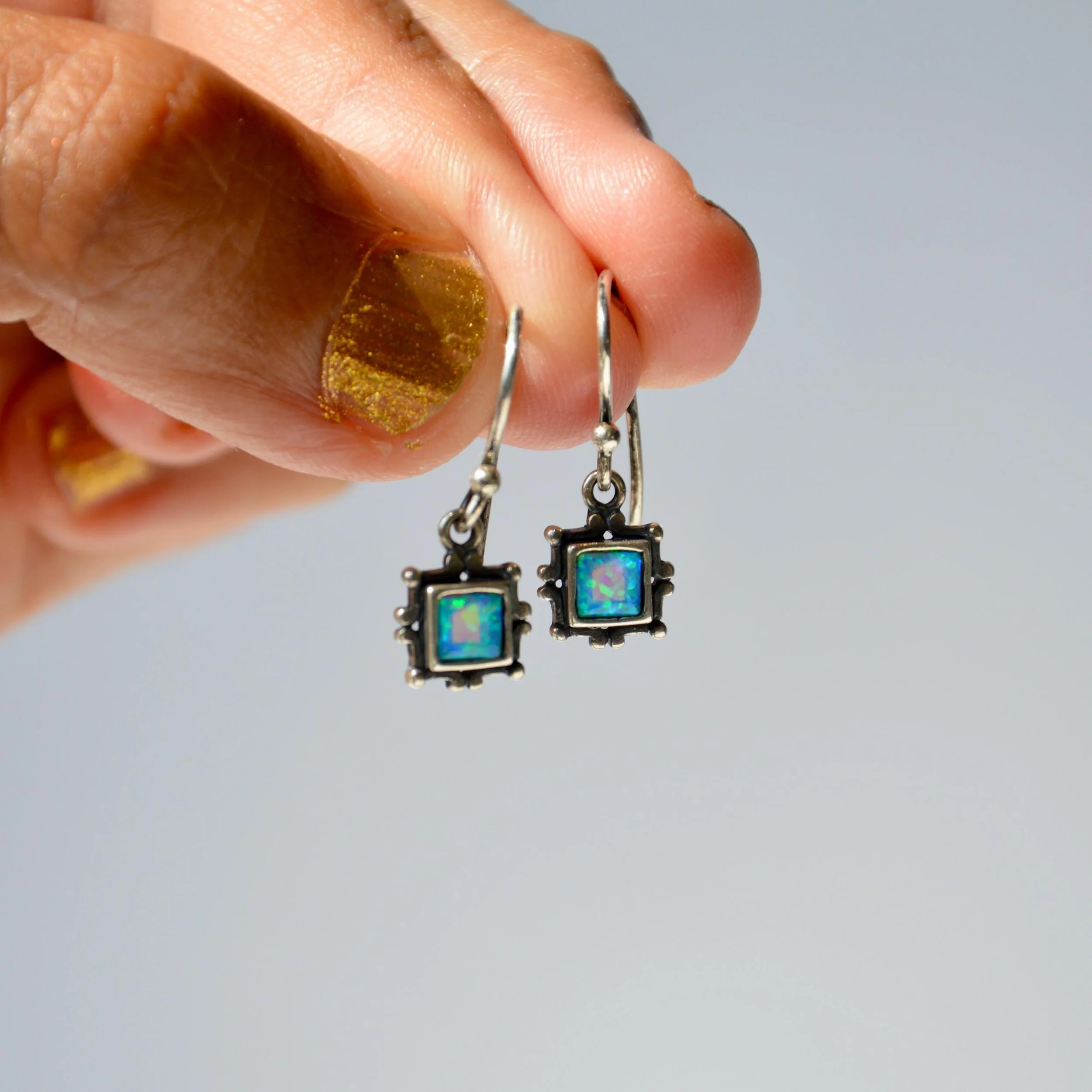 https://i.etsystatic.com/21152721/r/il/d7987f/8224547324/il_fullxfull.8224547324_bj40.jpg