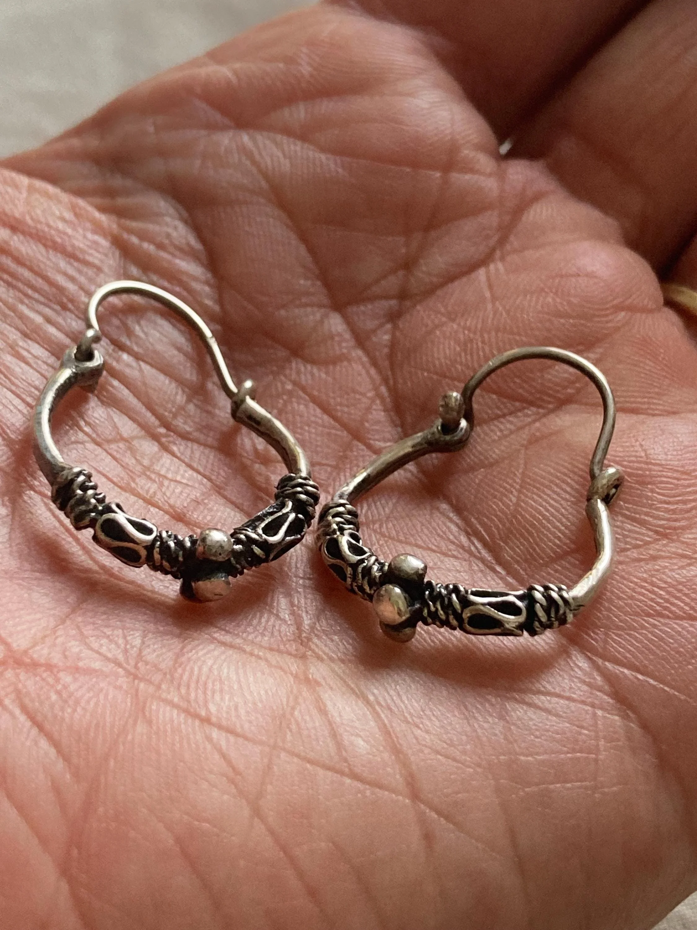 https://i.etsystatic.com/21152721/r/il/5851a1/8272606109/il_fullxfull.8272606109_b0wm.jpg