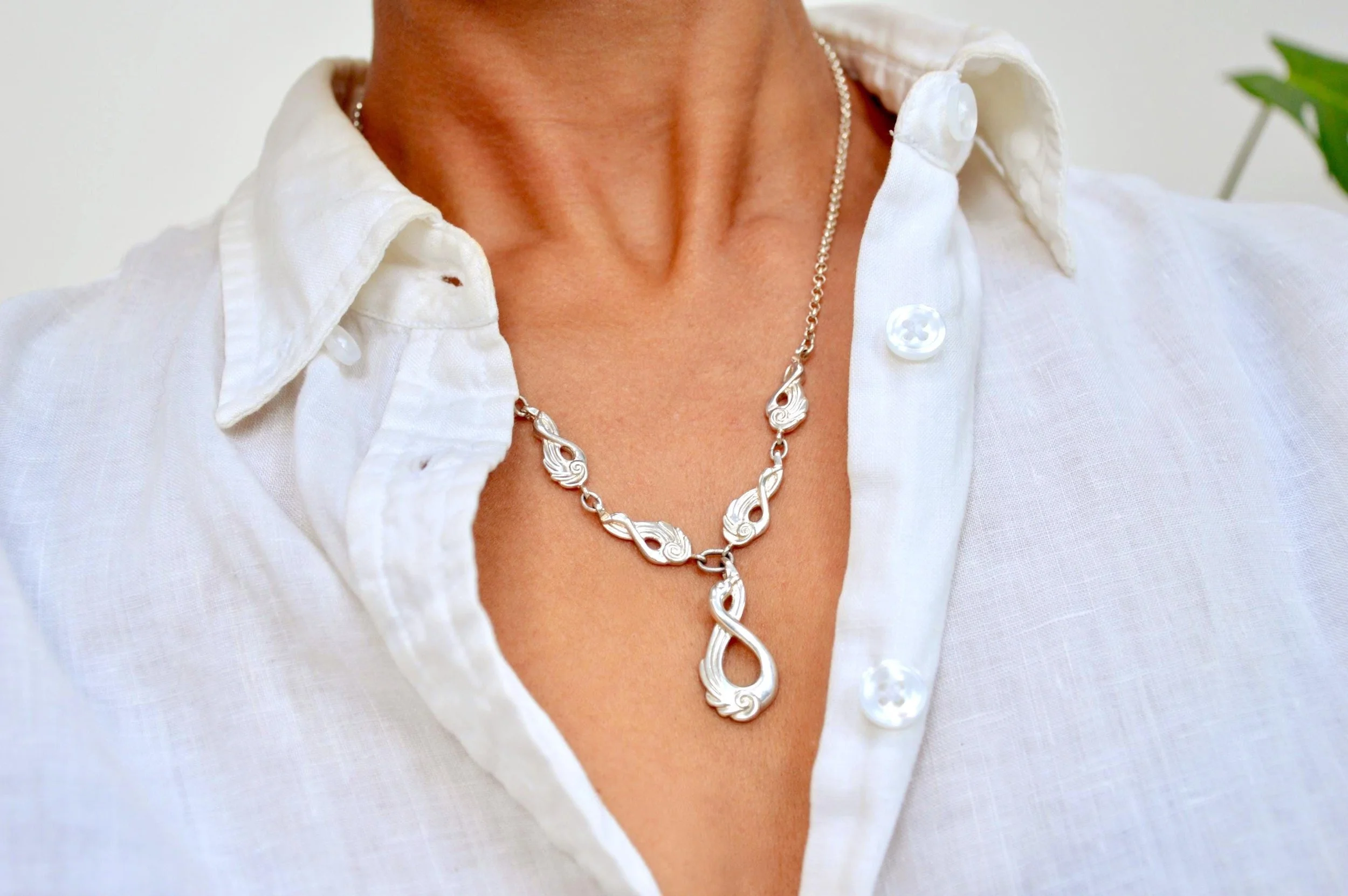 https://i.etsystatic.com/21152721/r/il/eb9ae8/7435269467/il_fullxfull.7435269467_cfqy.jpg