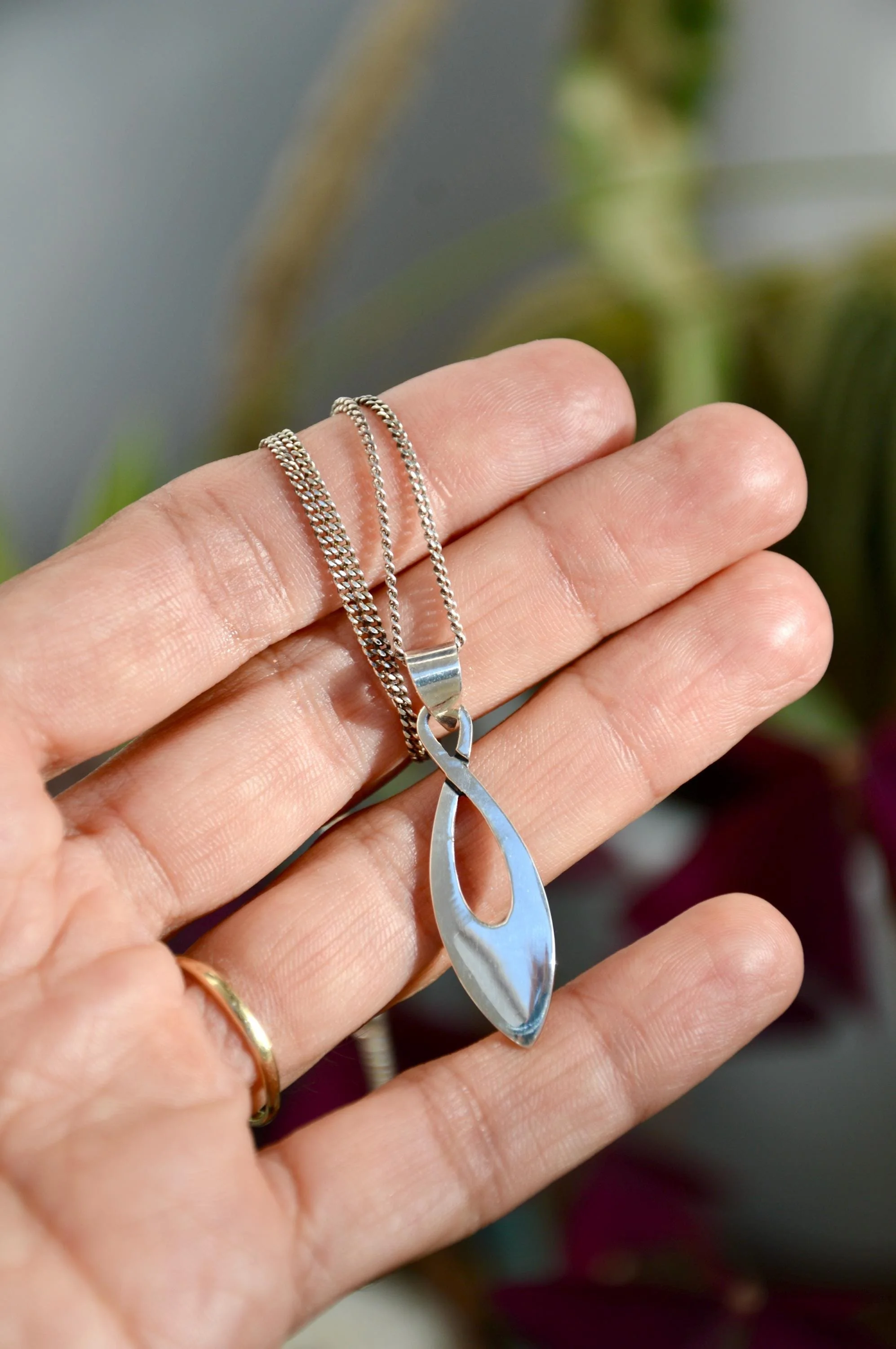 https://i.etsystatic.com/21152721/r/il/1d33e8/7585214758/il_fullxfull.7585214758_2ylj.jpg