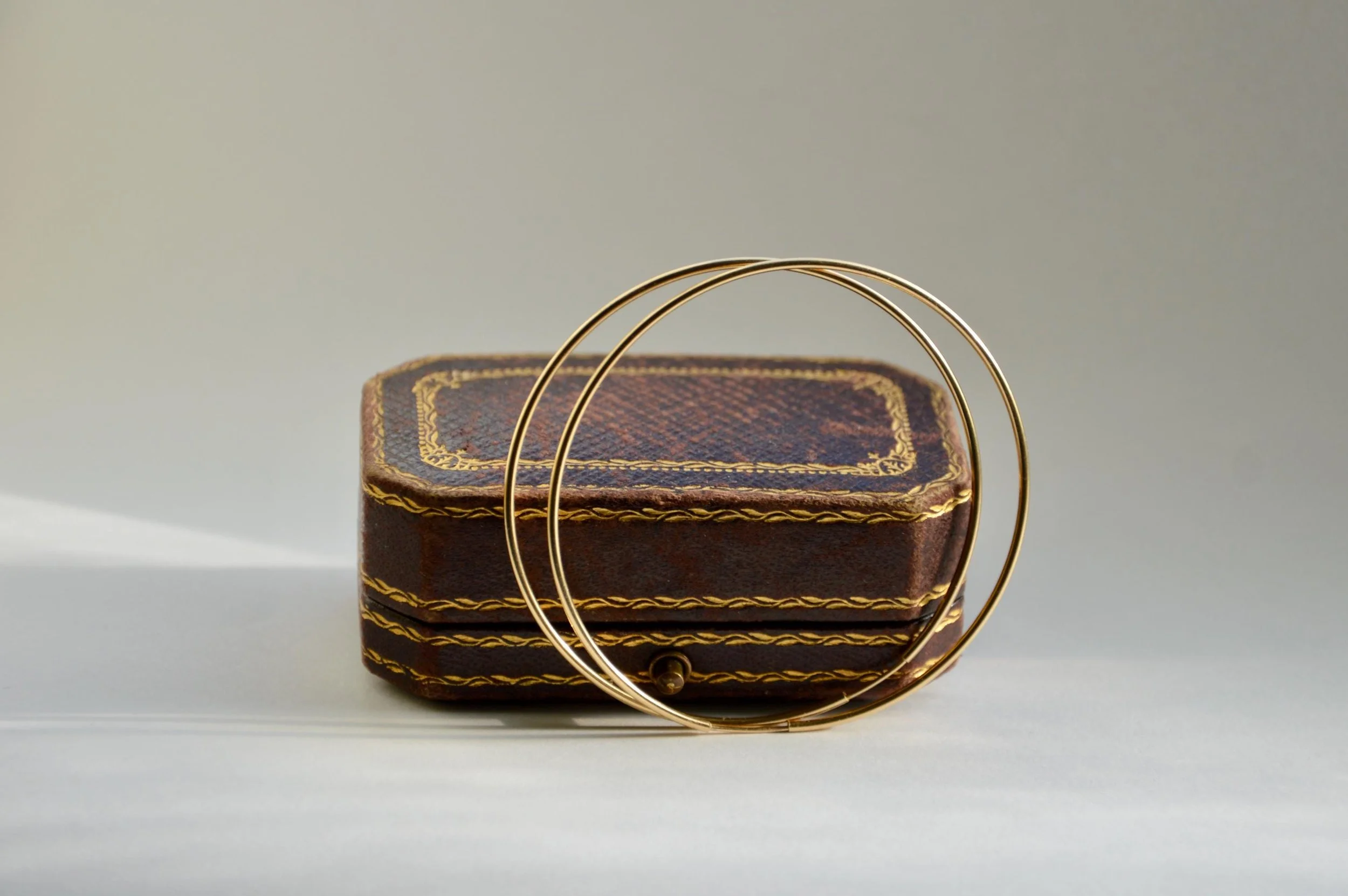 https://i.etsystatic.com/21152721/r/il/2415b2/8237149073/il_fullxfull.8237149073_b3sb.jpg