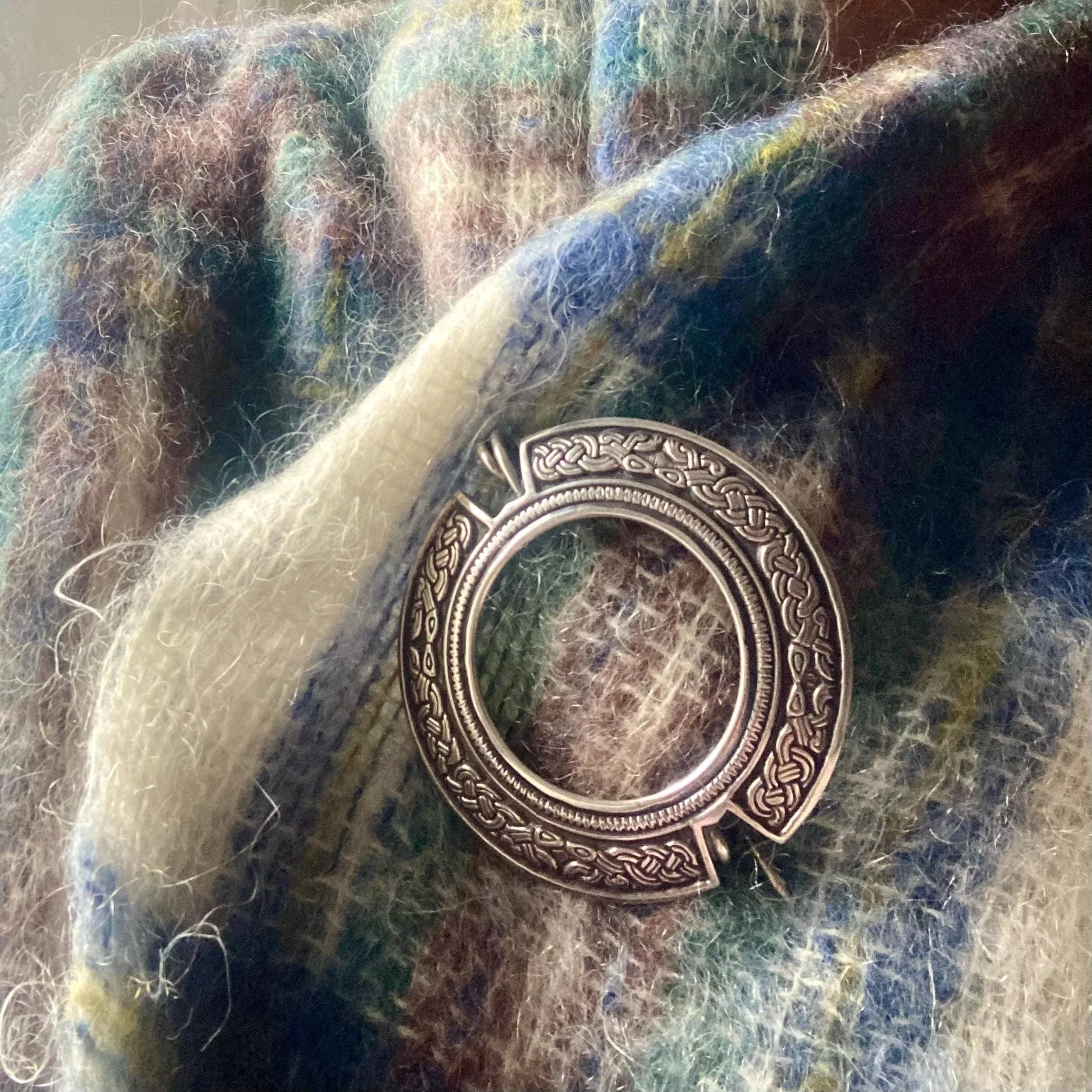 https://i.etsystatic.com/21152721/r/il/16721e/7685785577/il_fullxfull.7685785577_sjlh.jpg