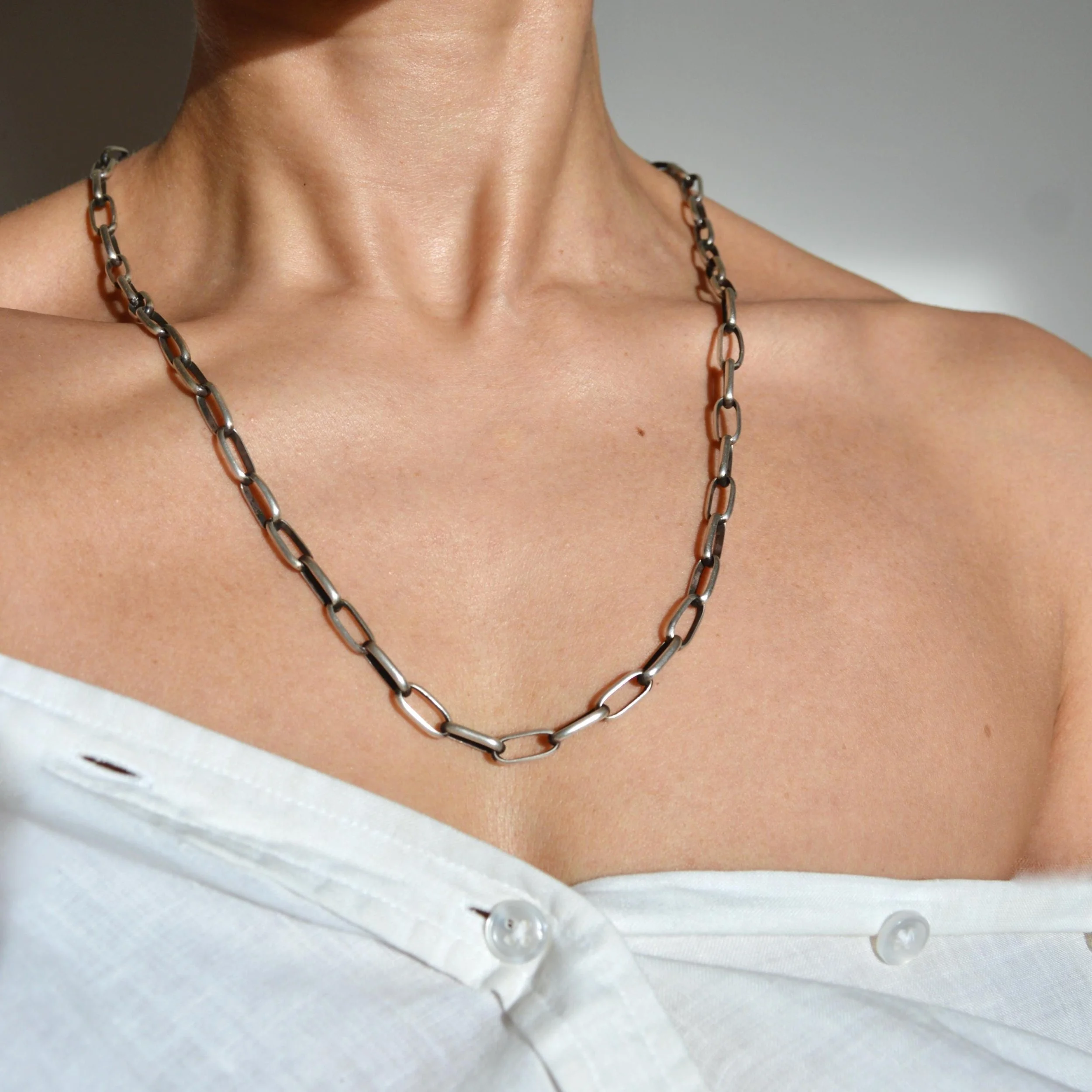 https://i.etsystatic.com/21152721/r/il/2ffb05/7661623990/il_fullxfull.7661623990_hrca.jpg
