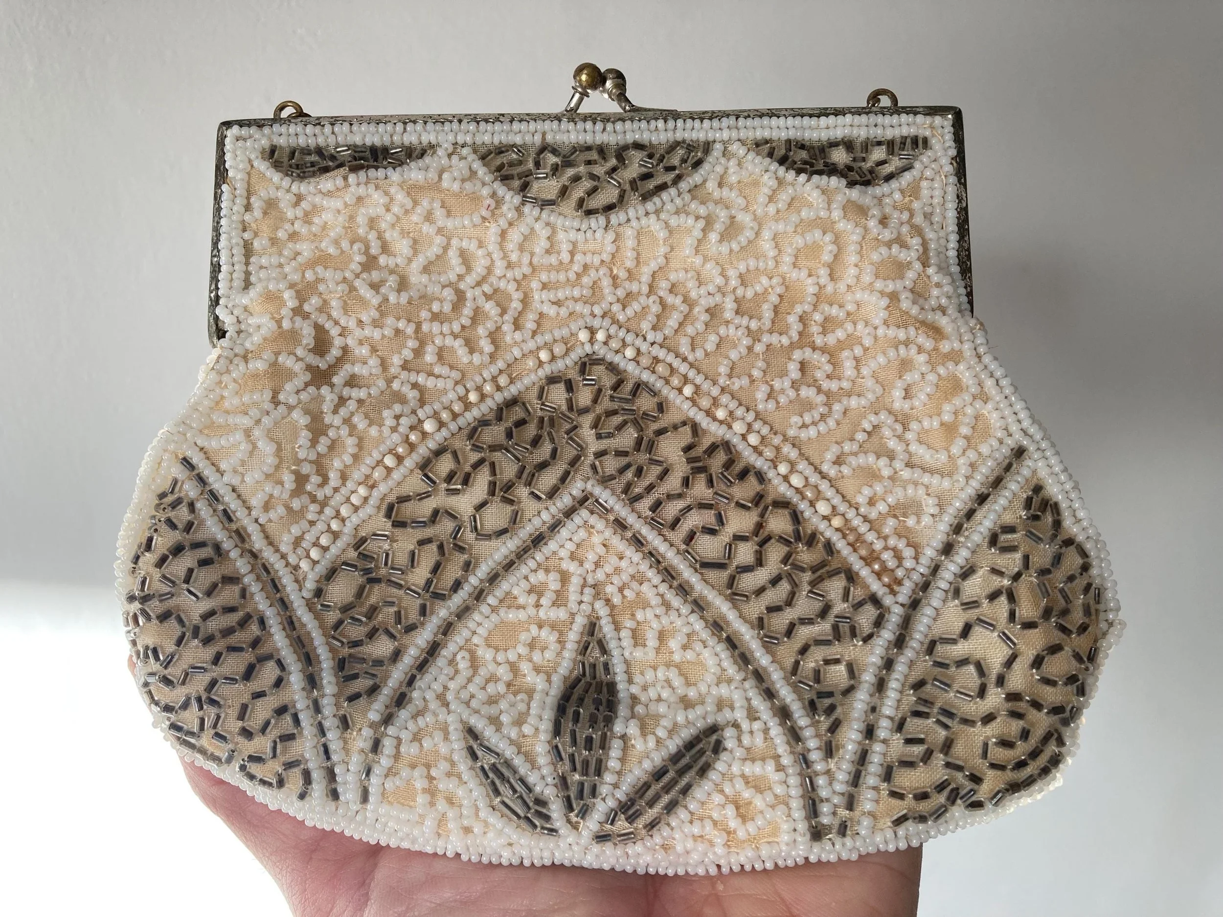 https://i.etsystatic.com/21152721/r/il/870946/7641370807/il_fullxfull.7641370807_iw5k.jpg