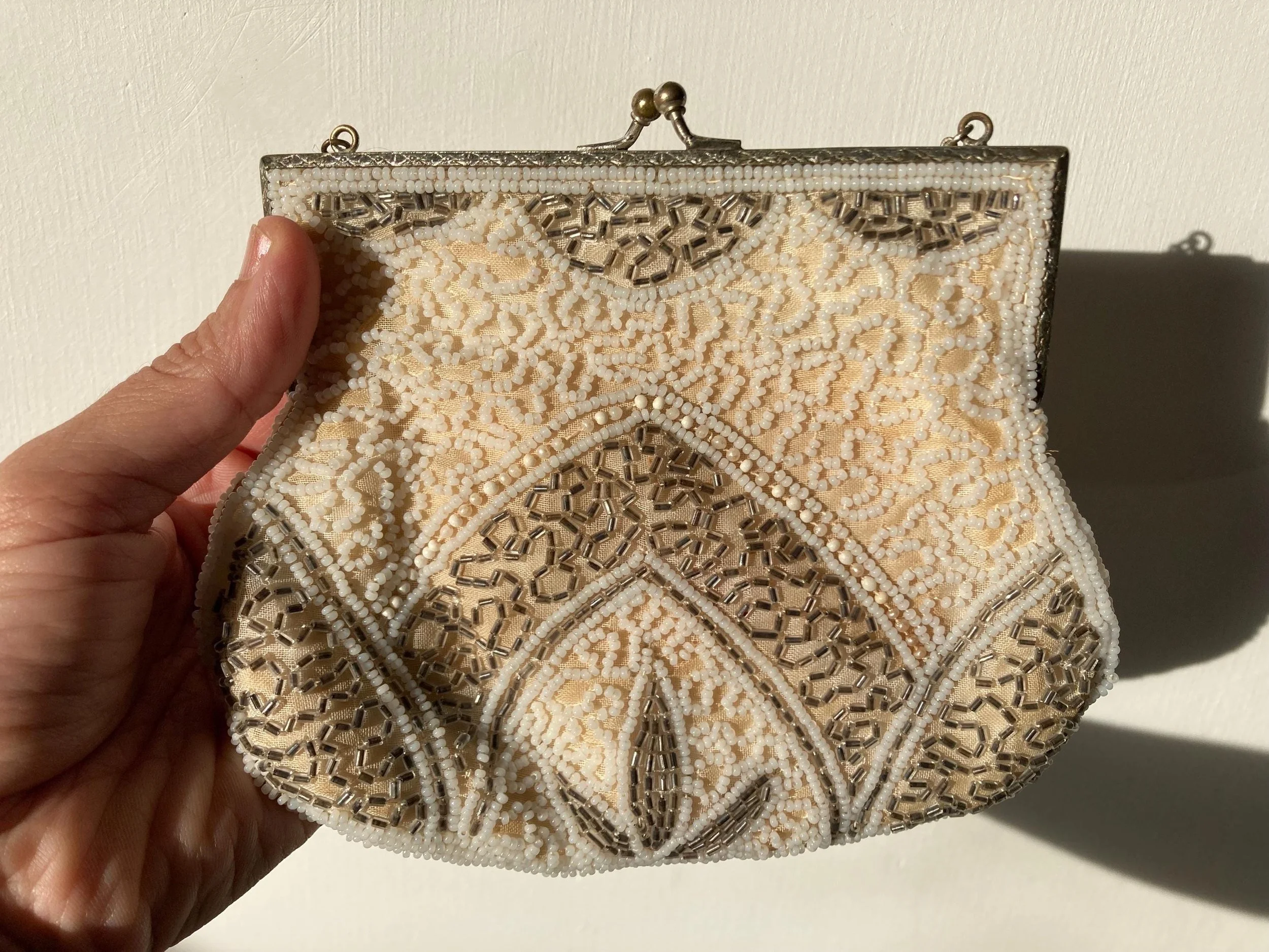 https://i.etsystatic.com/21152721/r/il/32b3f8/7593416388/il_fullxfull.7593416388_4eh7.jpg