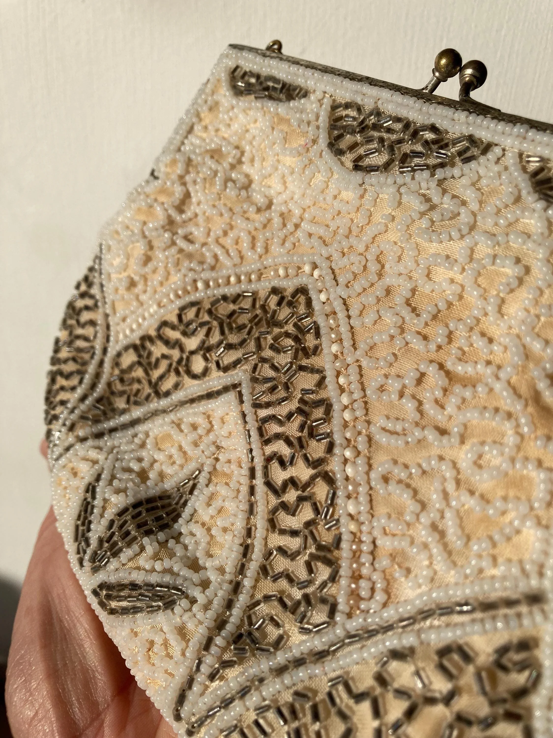 https://i.etsystatic.com/21152721/r/il/5e527c/7593416386/il_fullxfull.7593416386_e2pe.jpg