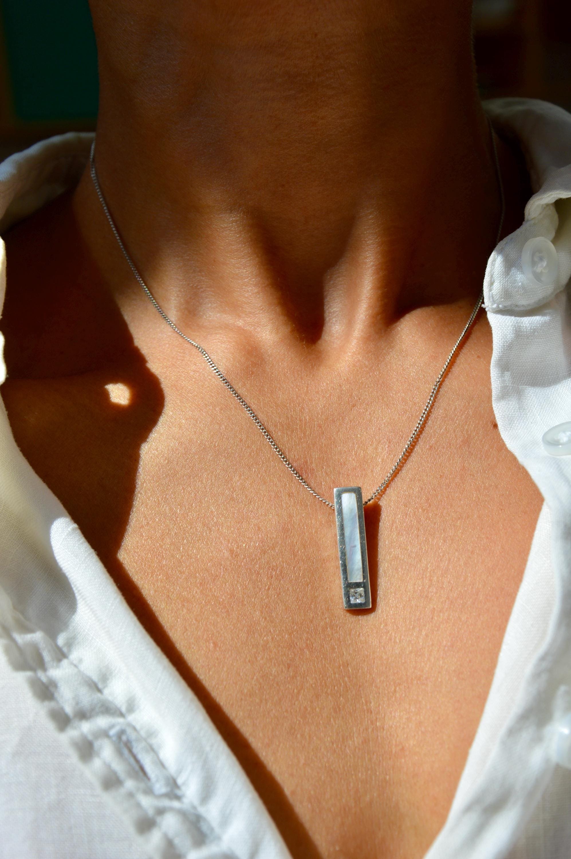https://i.etsystatic.com/21152721/r/il/a0ff8c/7140895105/il_fullxfull.7140895105_a9h9.jpg
