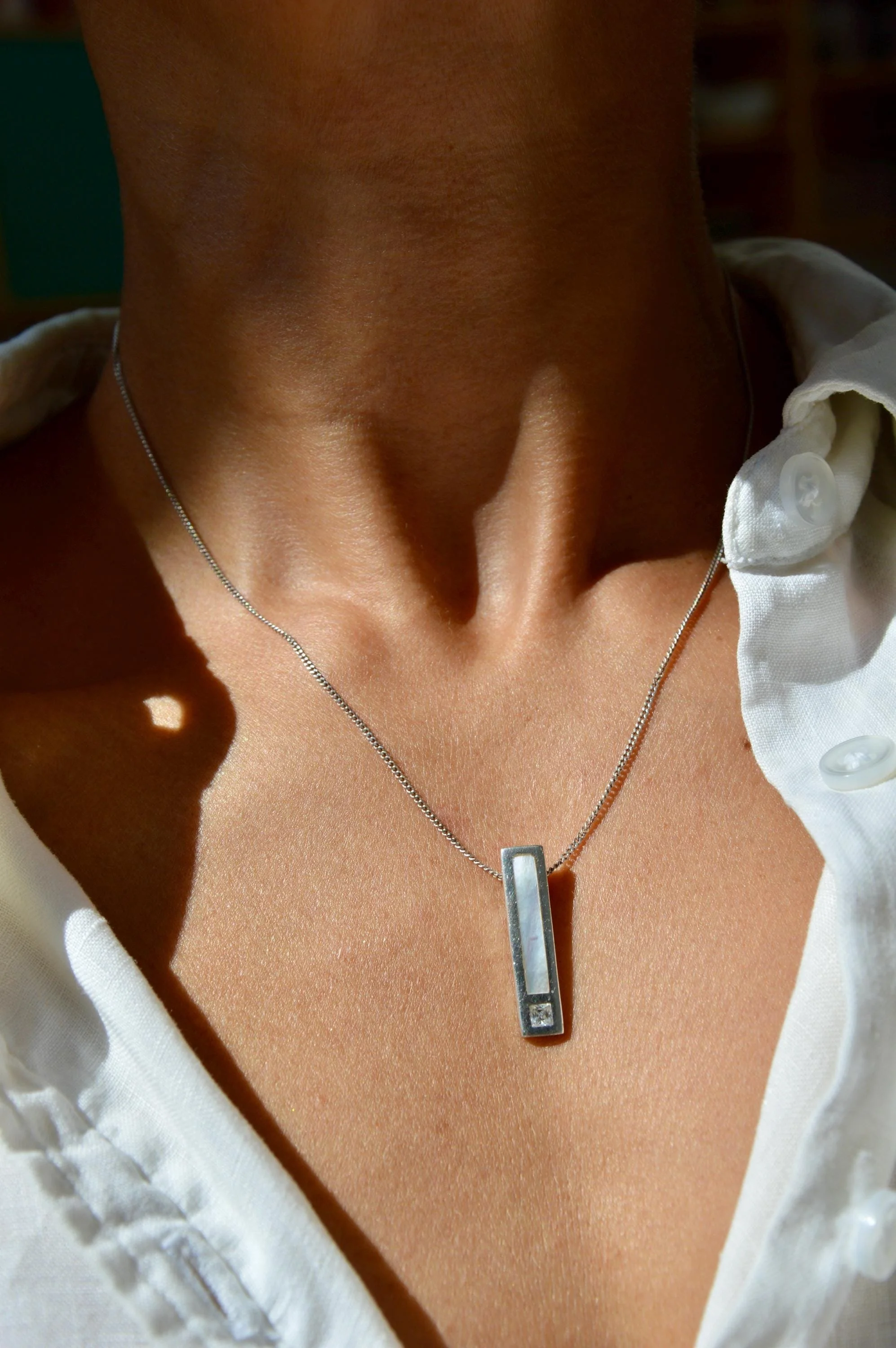 https://i.etsystatic.com/21152721/r/il/83ad30/7092937138/il_fullxfull.7092937138_osyr.jpg