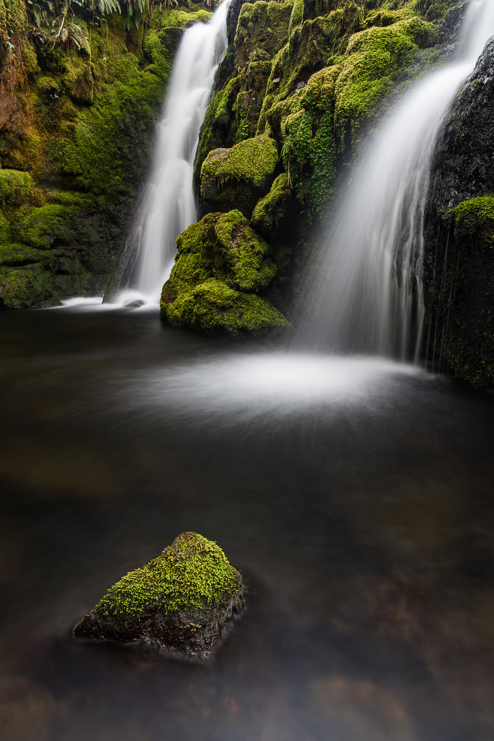 Venford Falls - Nikon D750, Nikkor 24-70 f/2.8 VR at 24 mm, f/16, 10 seconds, ISO 100, Lee Filters Polariser.