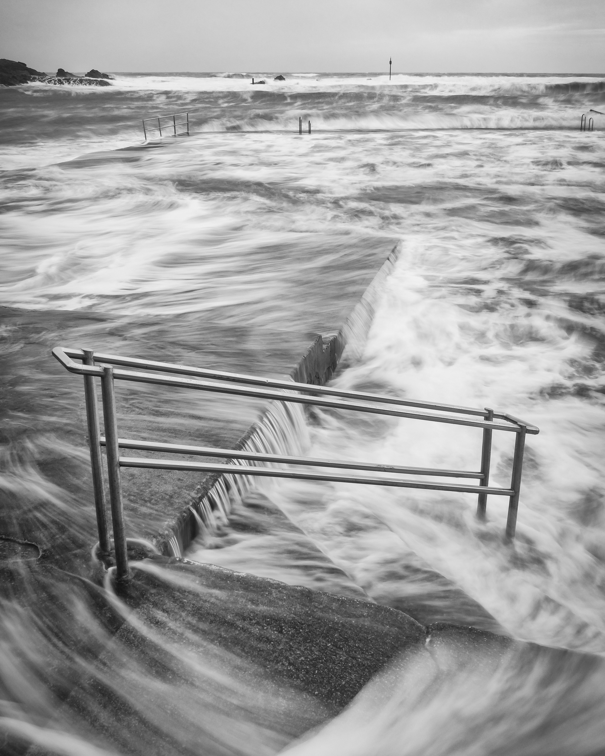 Summerleaze beach in Bude. The manual controls on the Sony RX100 M4 allowed me to create this long exposure.