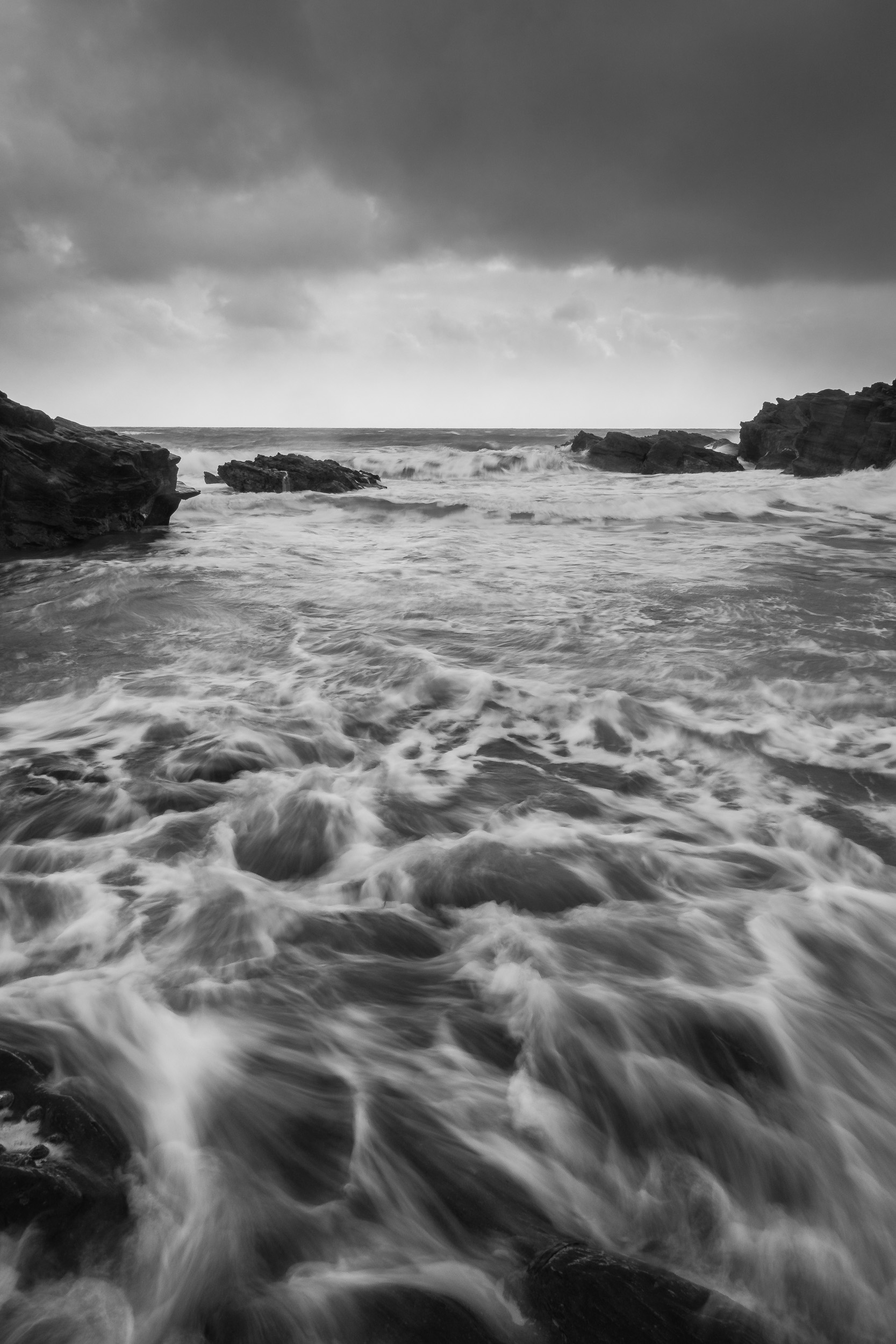 Sony RX100 M4, 8.8mm (24mm @ 35mm equiv), 1/4 sec @ f/11, ISO 80, in-camera ND filter on. Processed and converted to black & white in Lightroom CC.