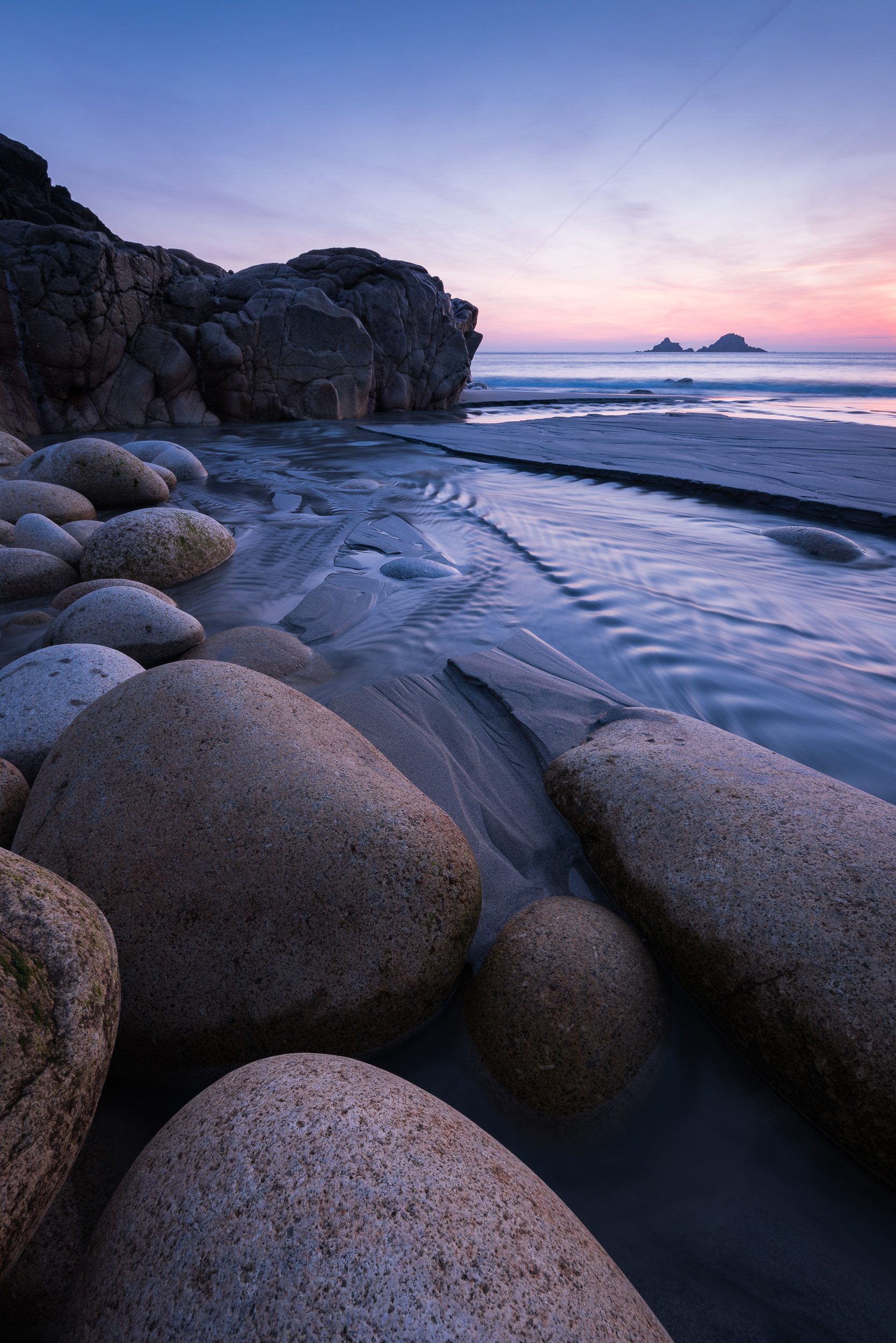 Nikon D750, Nikkor 16-35mm f/4 @ 16mm, 4 sec, f/16, ISO 100, Lee Filters 0.6 medium grad.