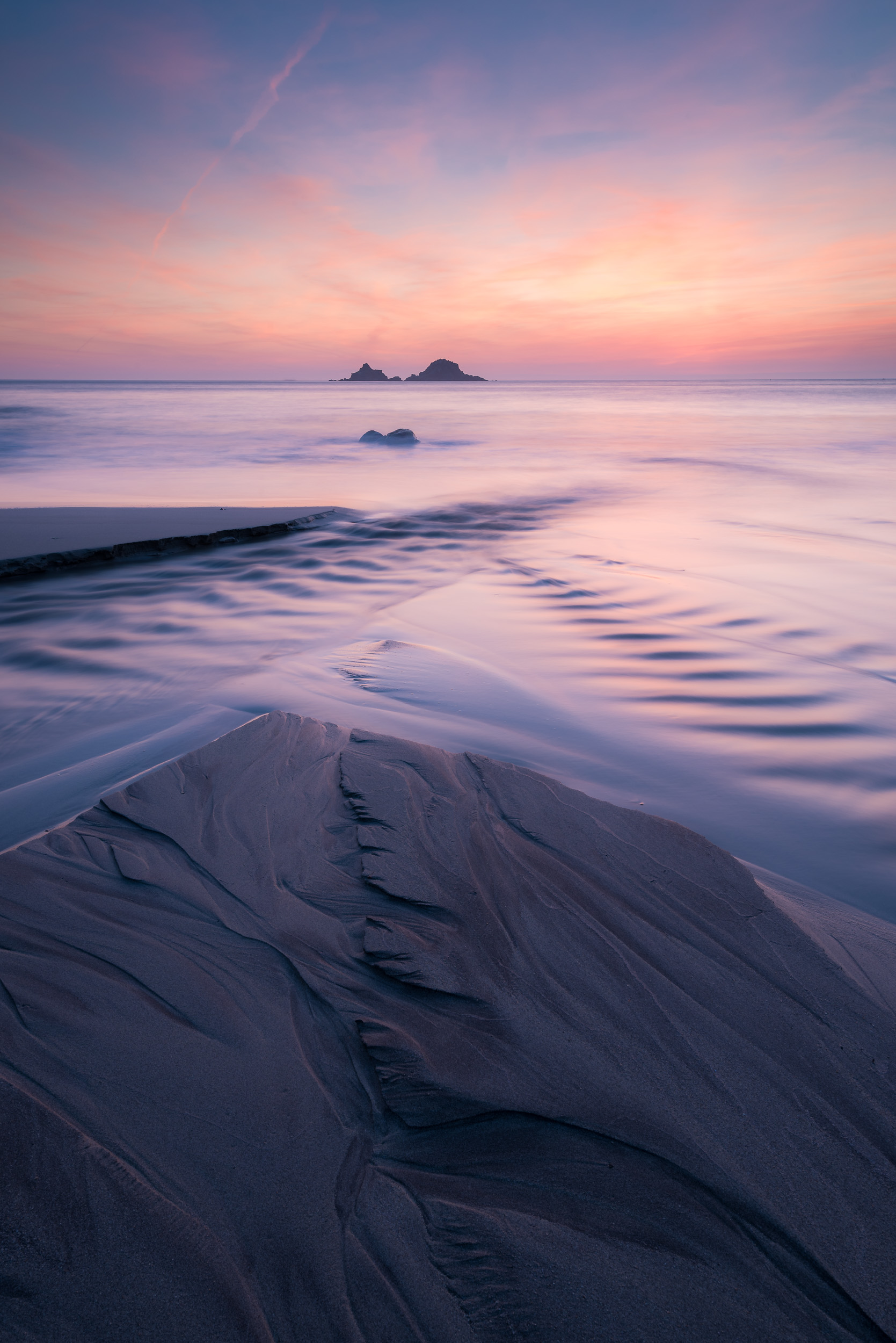 Nikon D750, Nikkor 16-35mm f/4 @ 24mm, 10 sec, f/16, ISO 100, Lee Filters 0.6 medium grad, 3 stop ND.