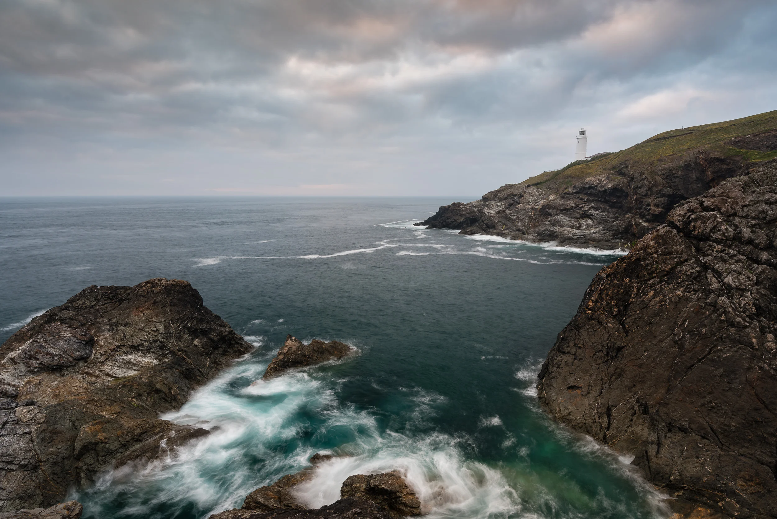 Nikon D750, Nikkor 16-35 f/4 at 19mm, ISO 100, 2 seconds, f/11, Lee Filters circular polariser, 3 stop ND and ND grad.