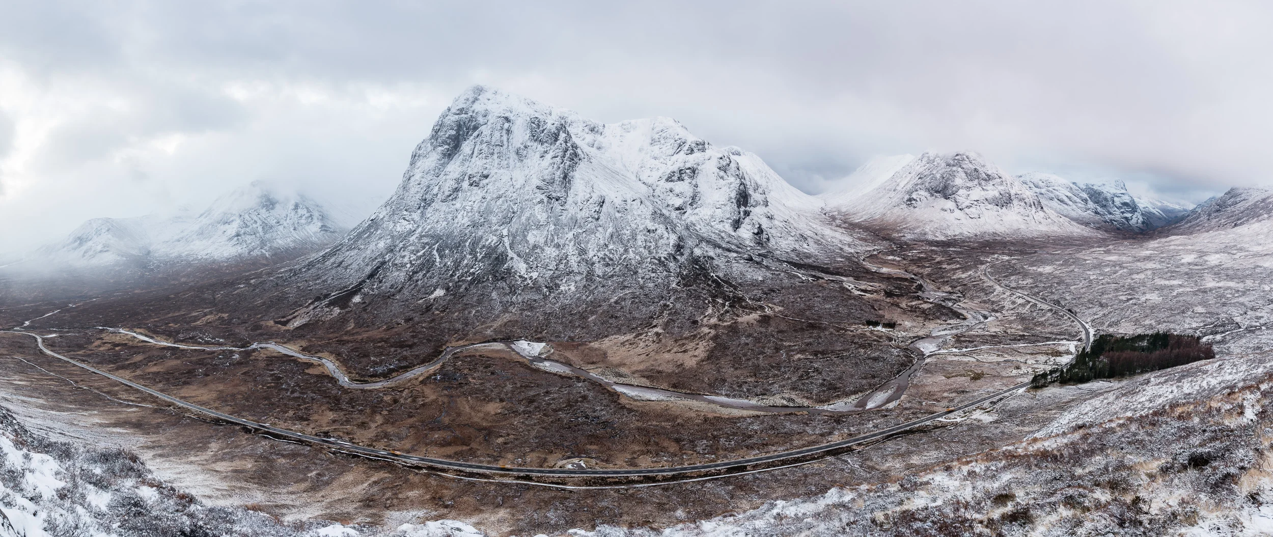 Nikon D750, Nikkor 24-70mm f/2.8 VR at 20mm, 1/3 sec at f/11, ISO 100, 7 image panorama.