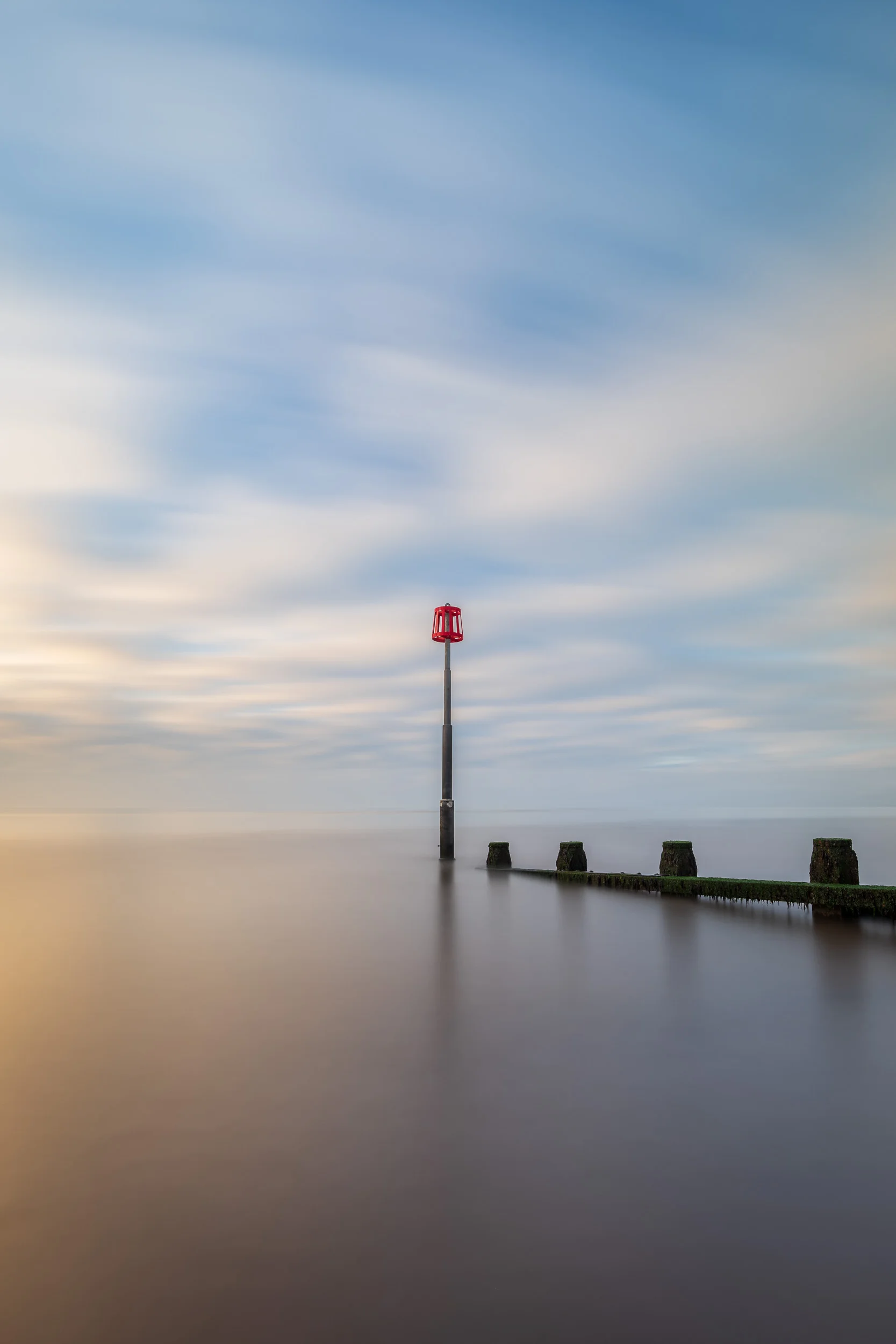 Nikon D850, Nikkor 16-35 mm f/4 at 16mm, f/13, 240 secs at ISO 64, Lee Filters circular polariser and 10 stop ProGlass IRND.