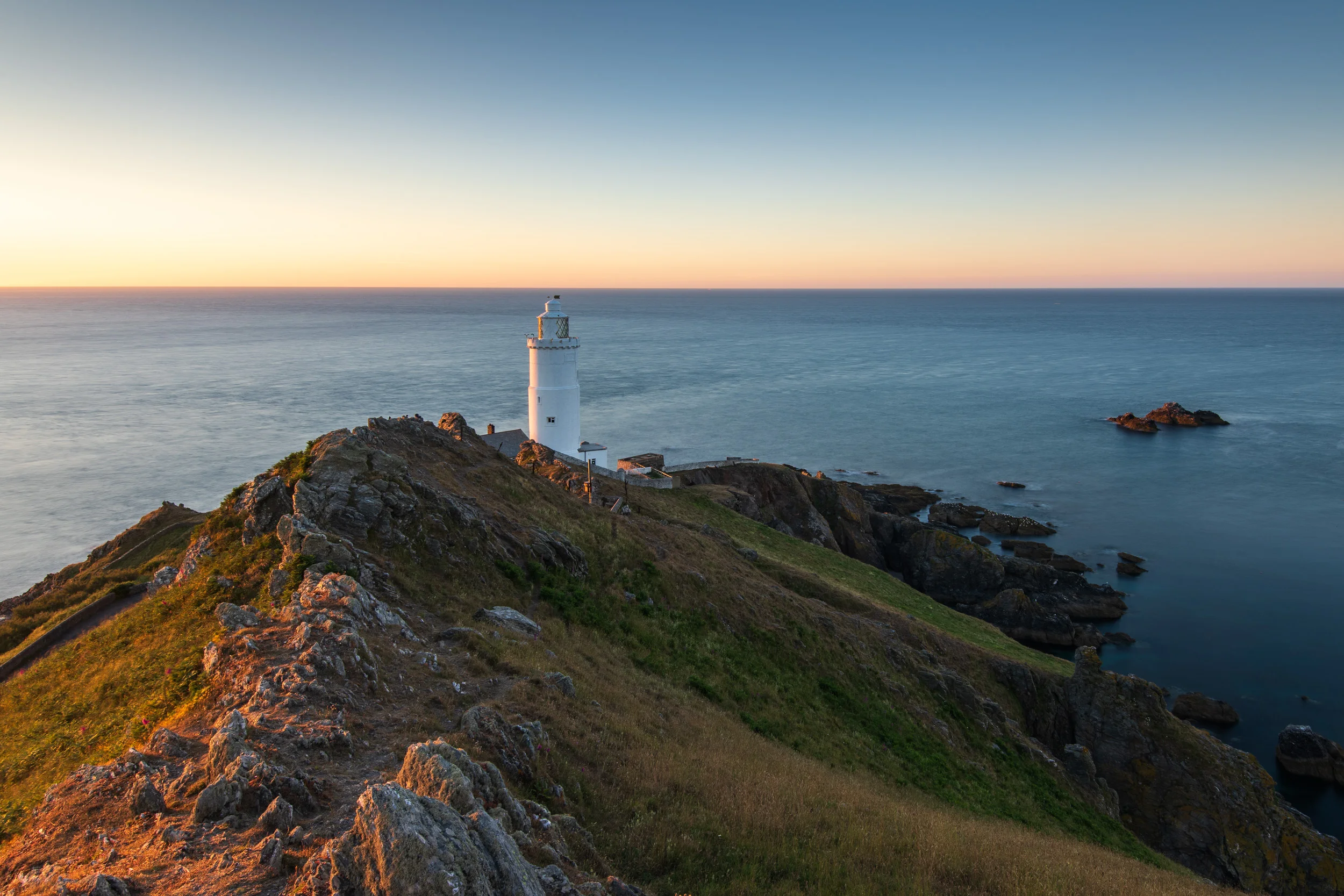 Dawn Light on Start Point Lighthouse - Devon: Nikon D850, Nikkor 16-35 mm f/4 @ 19 mm, 10 secs @ ISO 64, f/13, Lee Filters 6 Stop IRND.
