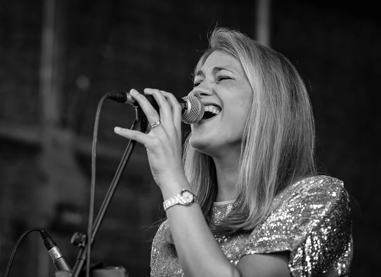 b2b6e-20170722-newcrisis-23423-25.jpg