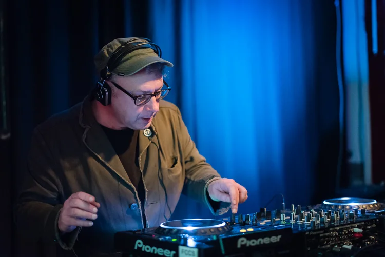 DJ Louie Louie