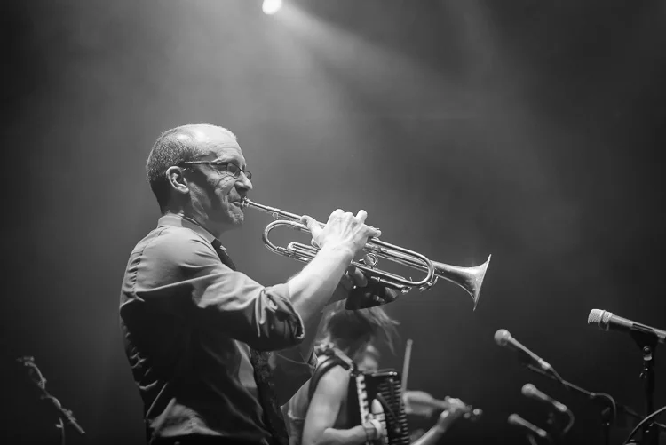 e129a-20140523-molotovjukebox-12.jpg