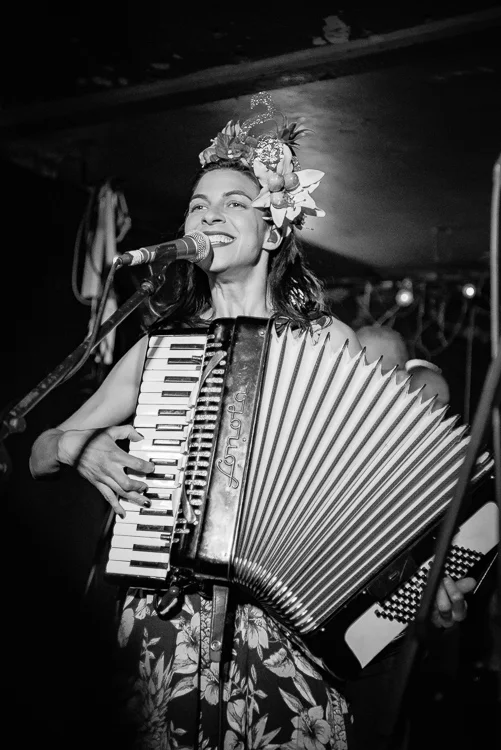 Molotov Jukebox