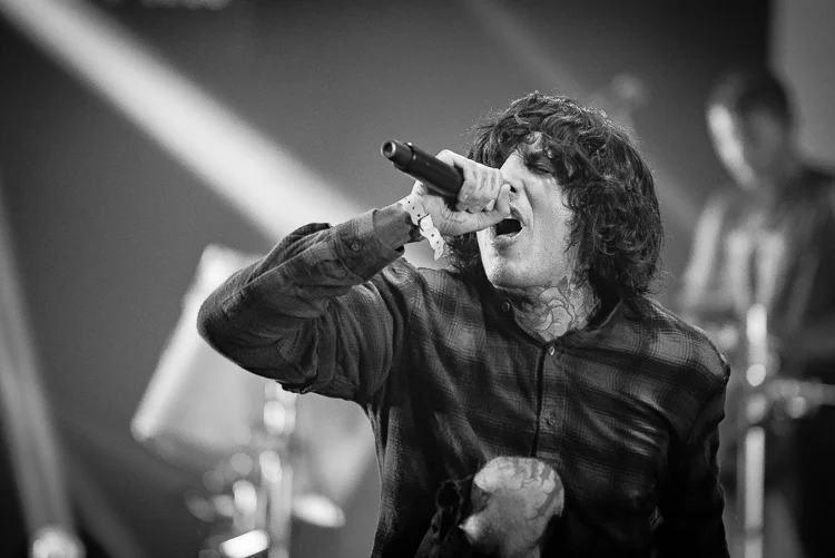 5cd13-20160528-bringmethehorizon-10727-07.jpg