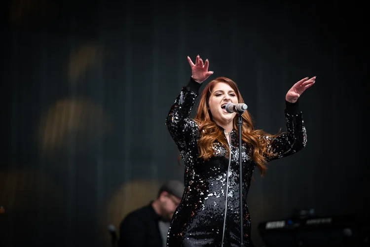 71a34-20160528-meghantrainor-9562-04.jpg