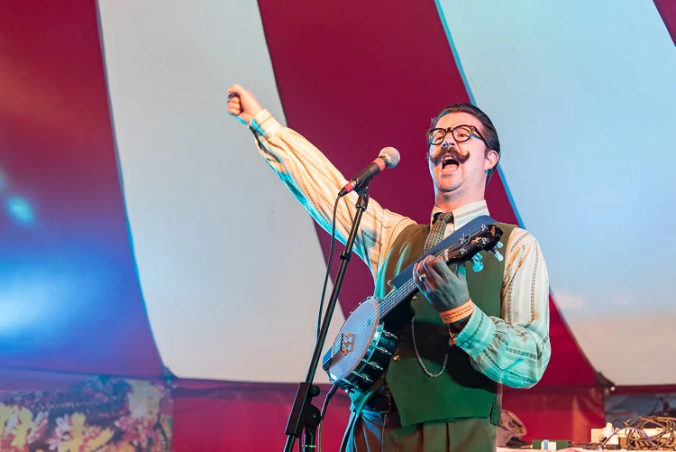 72e69-20160715-mrbthegentlemanrhymer-14309-46.jpg