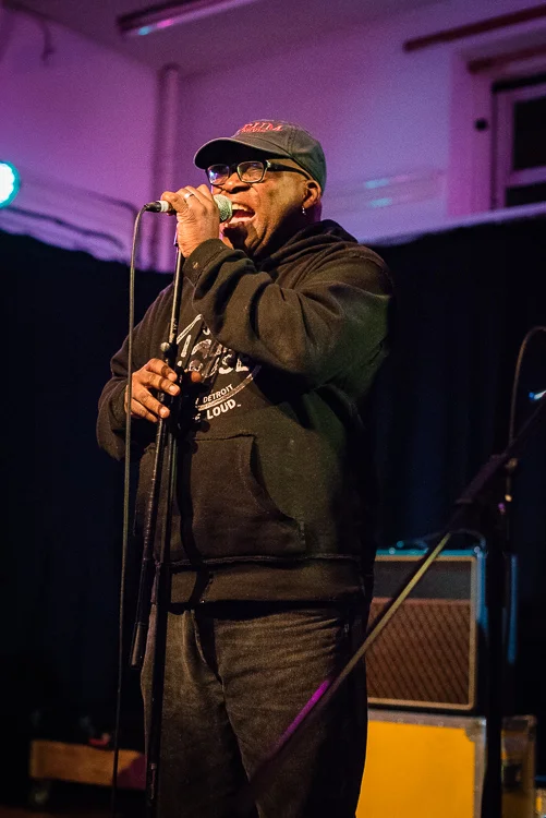 Barrence Whitfield &amp; The Savages