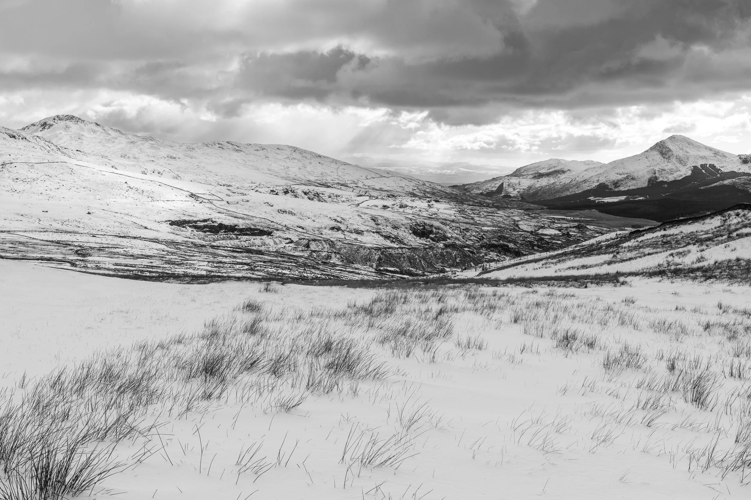 Yr Aran, Craig Wen and Moel Hebog from Bwlch Maesgwm, Snowdonia National Park - Nikon D850, Nikkor 24-70 mm f/2.8 VR at 34 mm, f/11, 1/60th sec at ISO 64, polariser and ND grad.